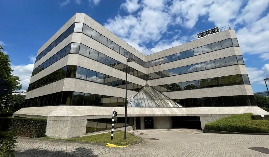 Kantoor te huur Sneeuwbeslaan 14 - V2/a - 2610 Wilrijk