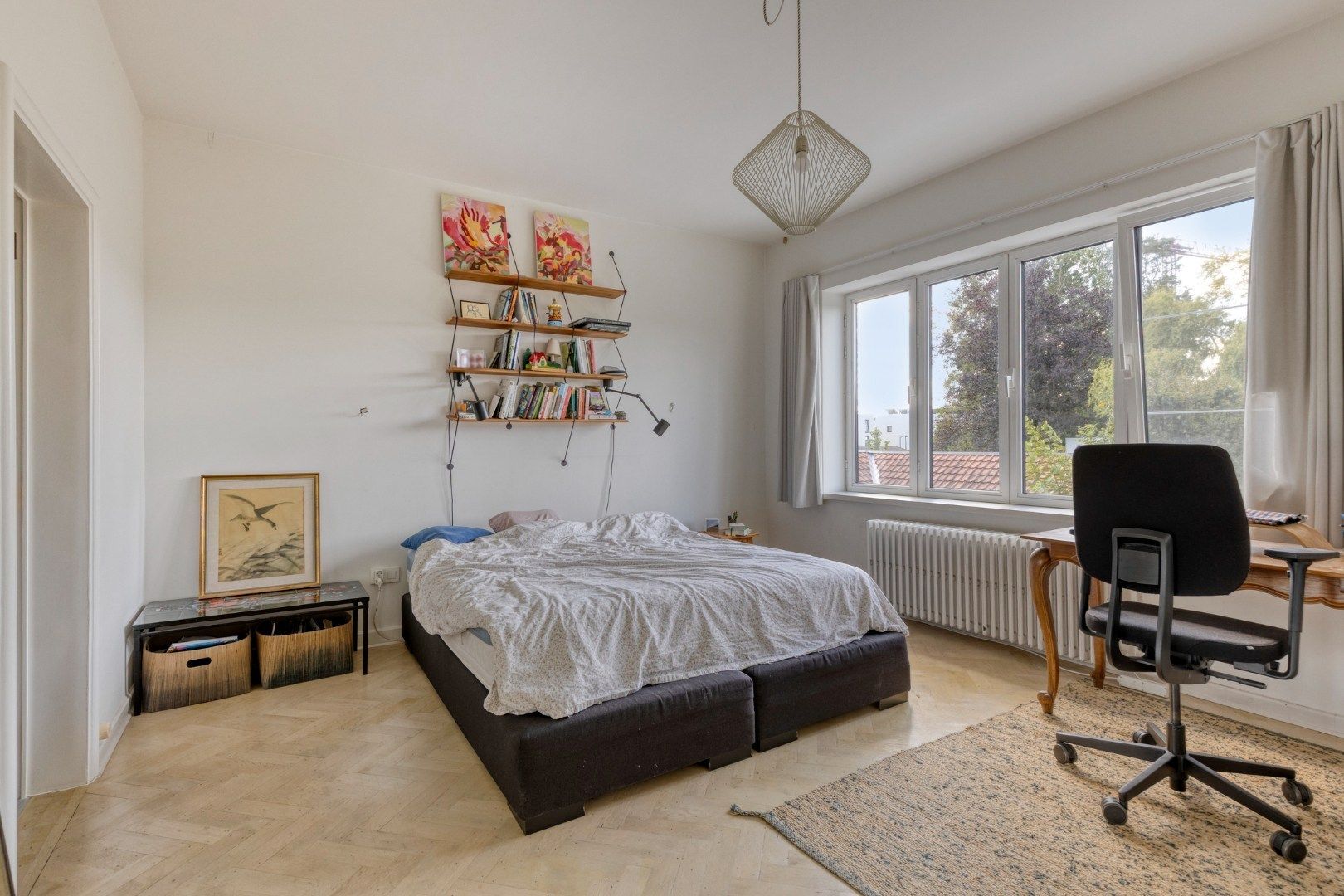 TE HUUR - Op zoek naar een stijlvol en uniek herenhuis met 5 slpk in hartje Merchtem? Welkom Home! foto 15