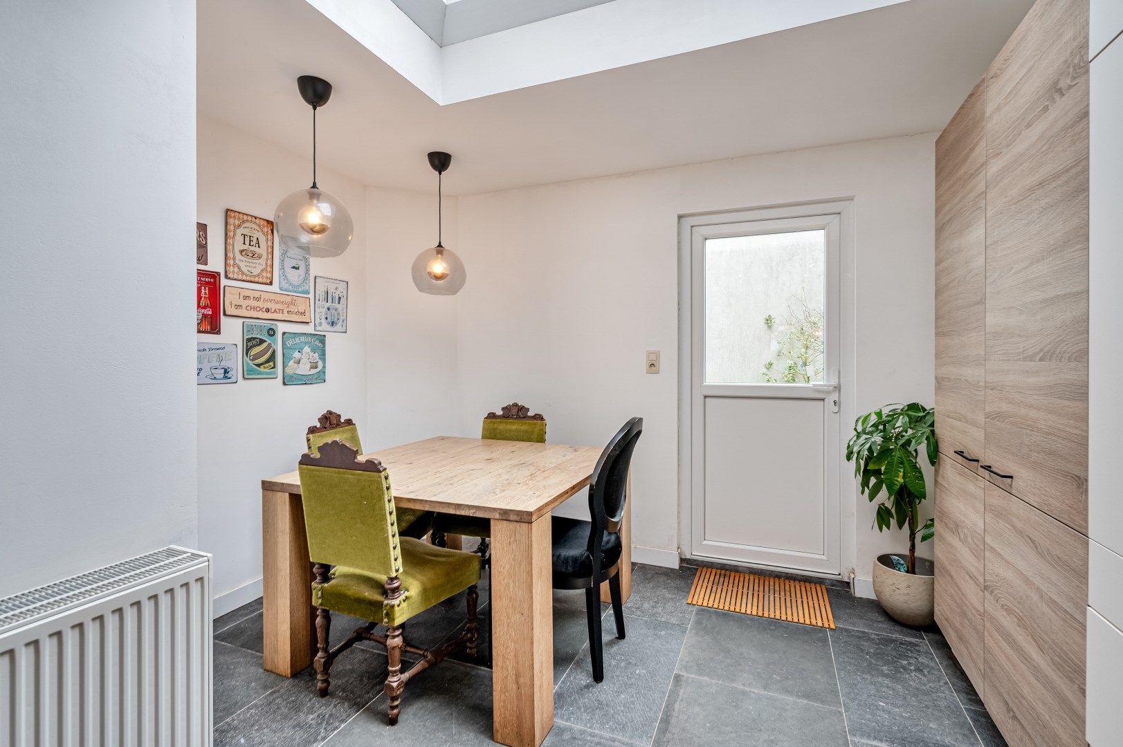 Instapklare woning te Sint-Amandsberg foto 12