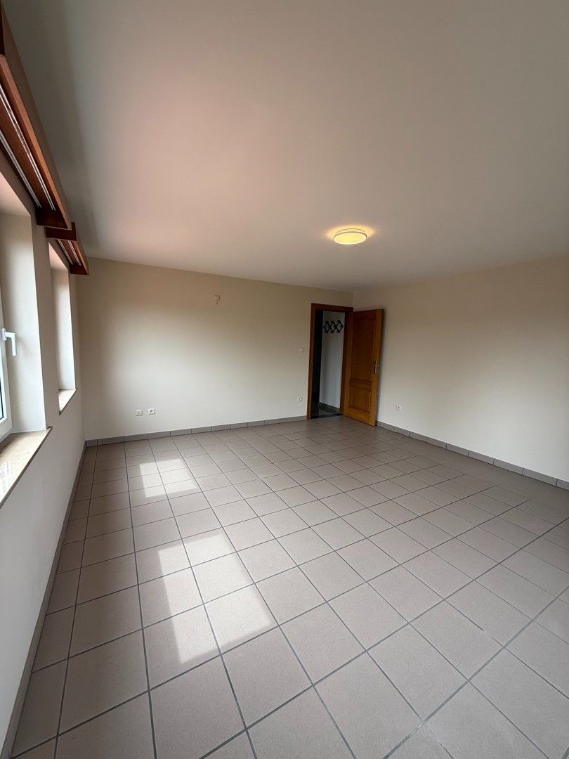Rustig gelegen instapklaar appartement met 2 slaapkamers te Diepenbeek. foto 12