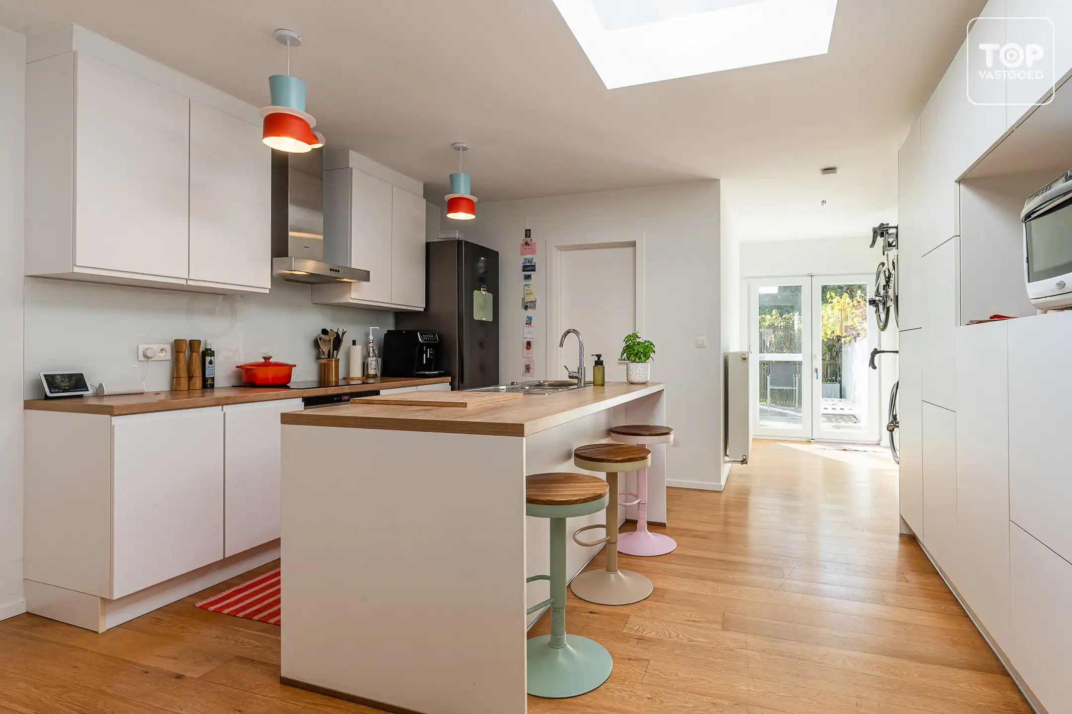 Energiezuinige en instapklare woning met leuke buitenruimte.  foto {{pictureIndex}}
