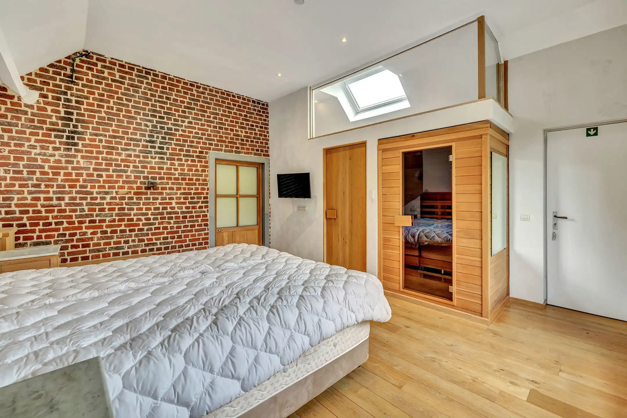 Unieke landelijke woning met zwembad te huur foto 10