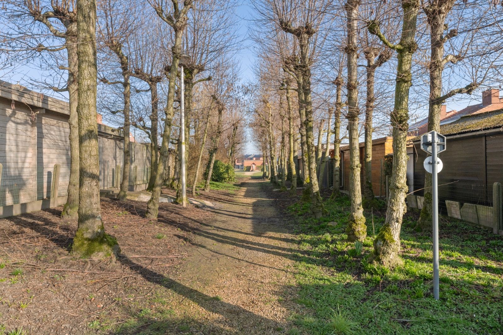 Instapklare gezinswoning met tuin in het hart van Ardooie! foto 22