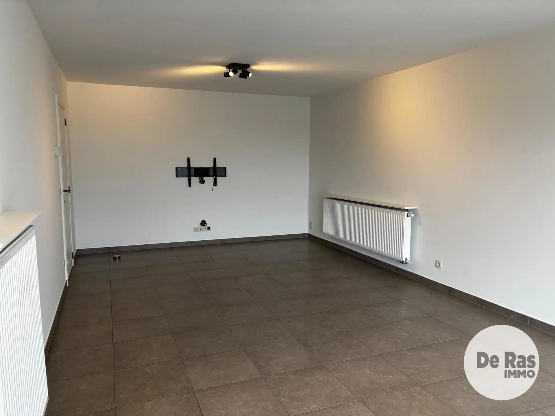 HERZELE - Instapklaar appartement foto 4