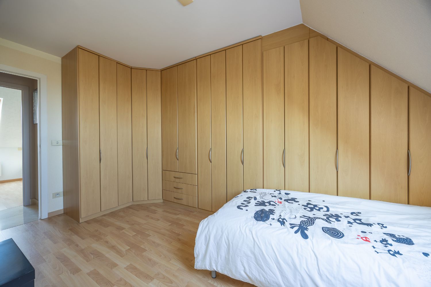 Uiterst ruim duplex-appartement op fantastische ligging foto 21