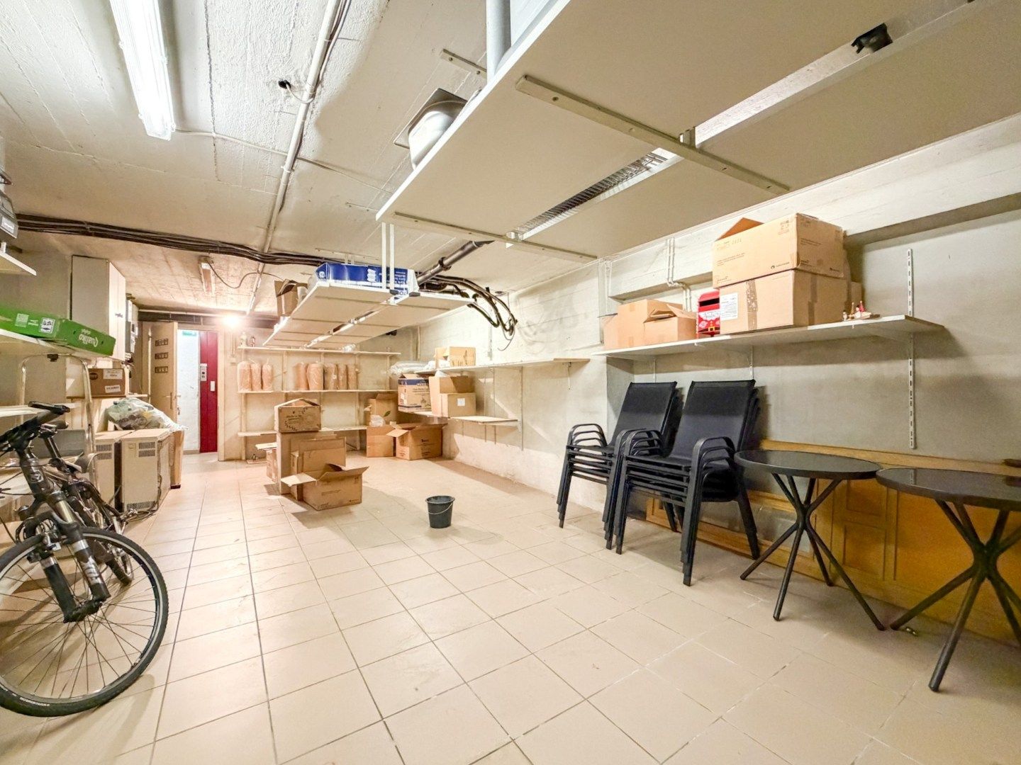 Handelspand op topligging, Markt Torhout! foto 13