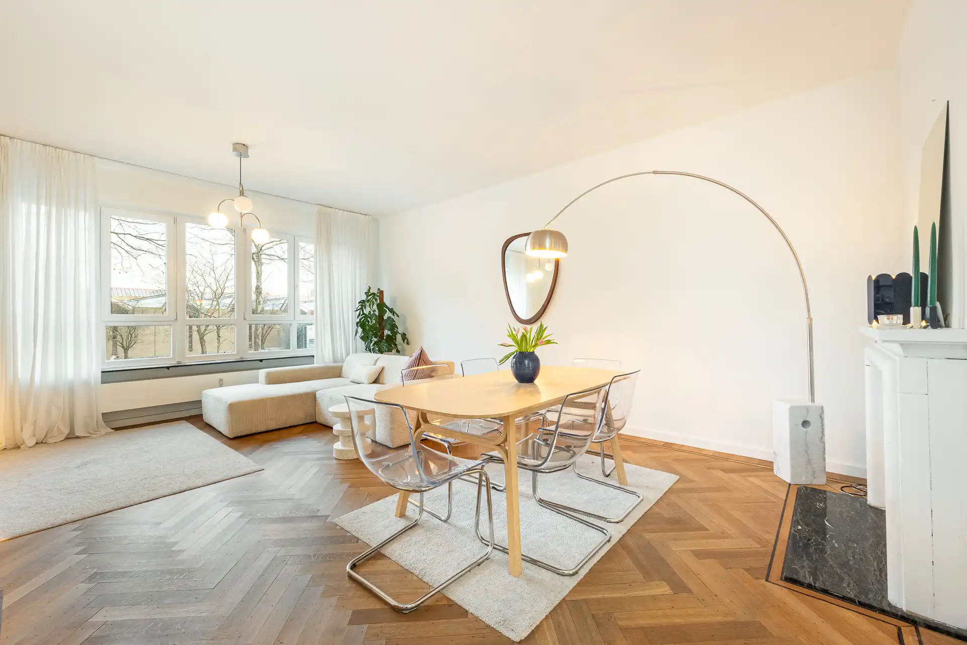 Stijlvol wonen in een charmant appartement te Pulhofwijk! foto 2