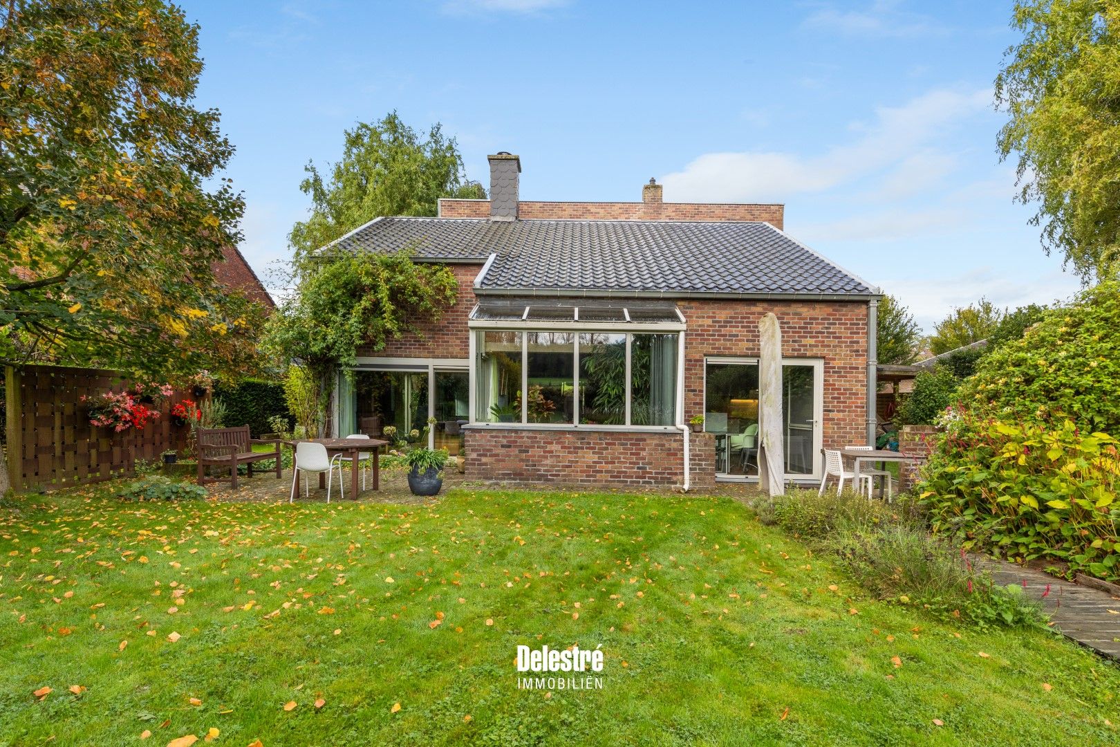 ** IN OPTIE ** RESIDENTIEEL GELEGEN ARCHITECTENWONING MET PRACHTIG UITZICHT  foto 14