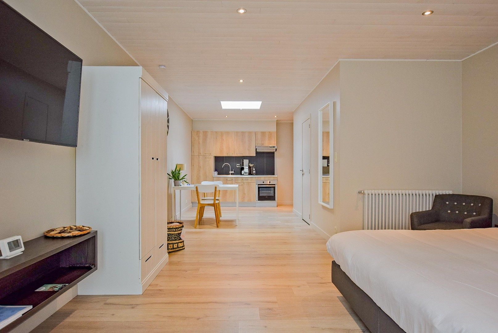 Gerenoveerde woning (2025) in winkelstraat van Nieuwpoort-stad op 161 m². foto 2