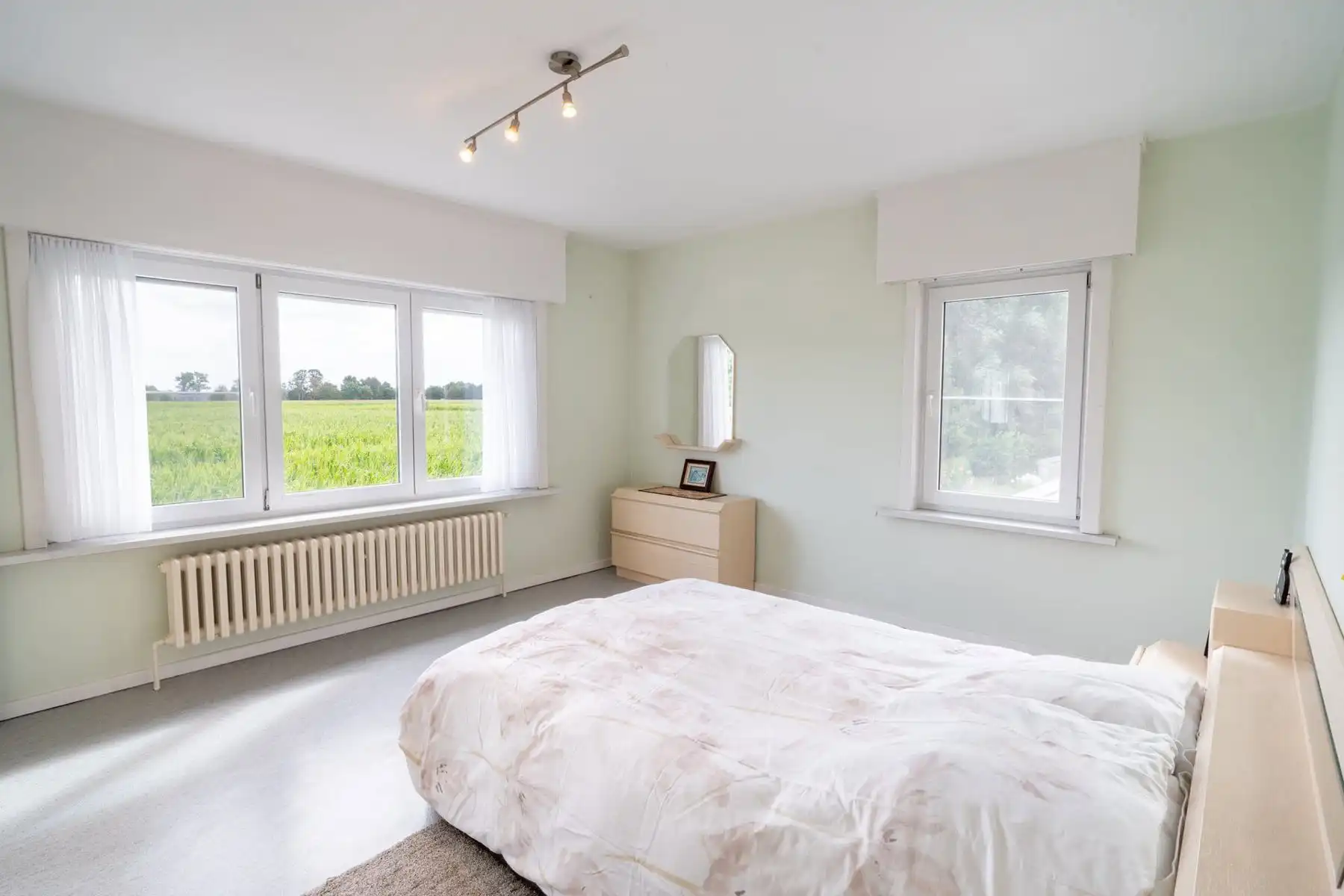 Instapklare woning met 3 slpks en tuin met landelijk zicht foto 15