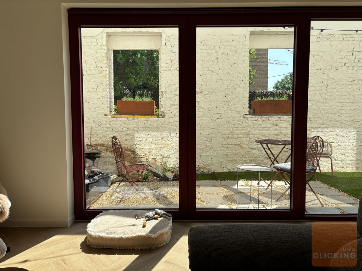 Slim wonen in stijl: volledig gerenoveerde woning in het groene Borchtlombeek foto 20