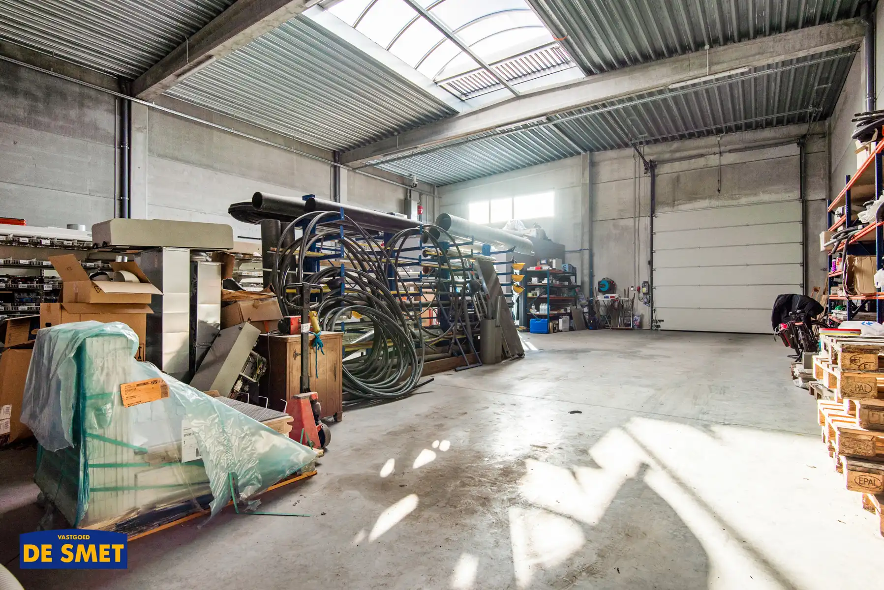 Magazijn met optie tot open bureelruimte op 1ste verdieping foto 4