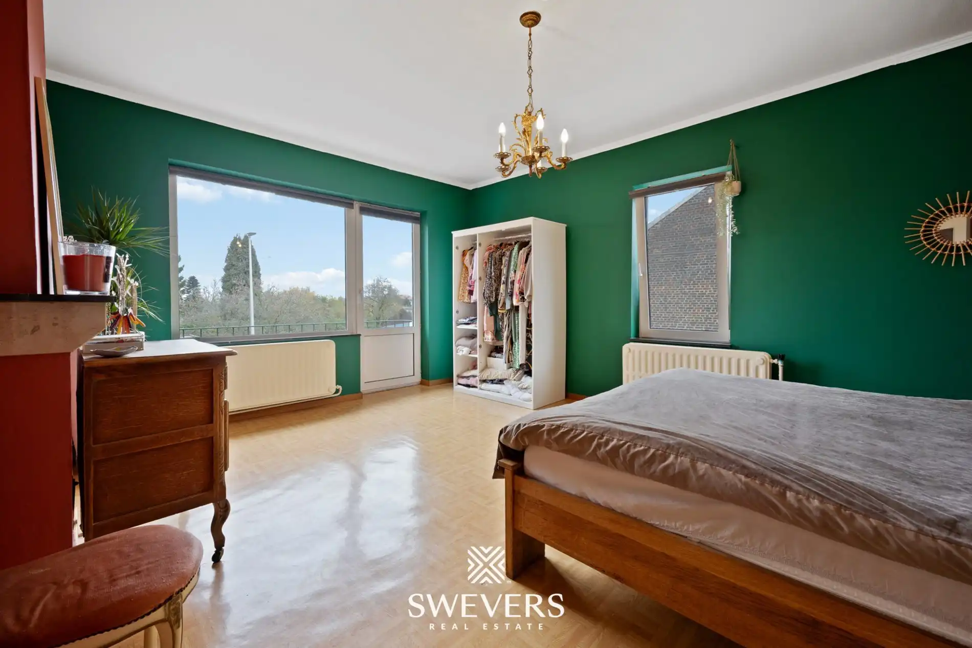 Open bebouwing met 3 slaapkamers en garage in rustige straat foto 15