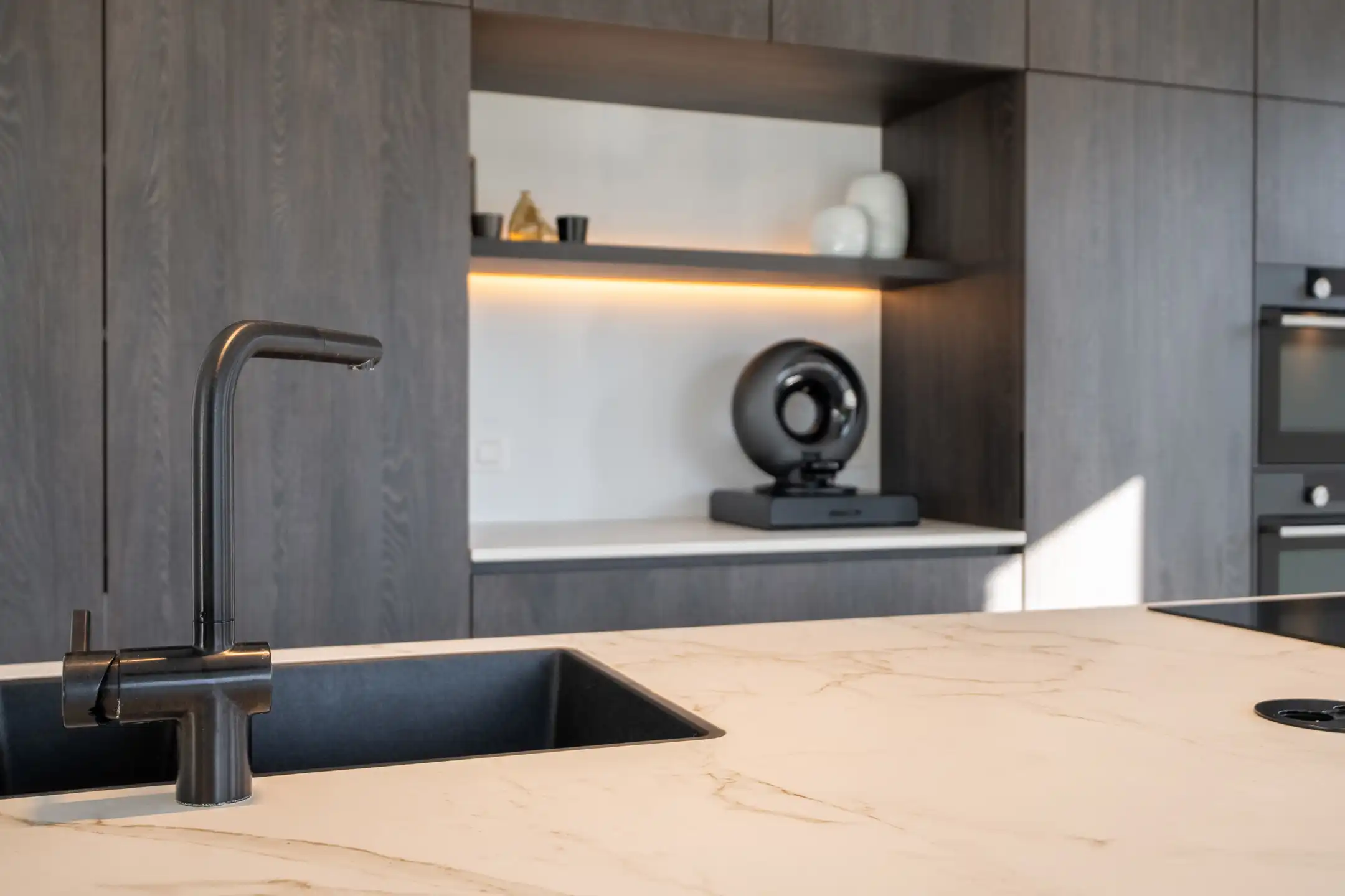 Recente villa op toplocatie foto 13