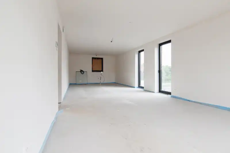Ruim nieuwbouwappartement met 2 slaapkamers en riant terras op een goed bereikbare locatie! foto 7