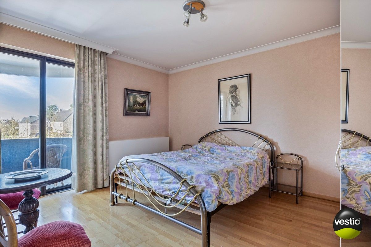 3 slaapkamer appartement met mogelijkheid aankoop garagebox op Holland Veld. foto 9