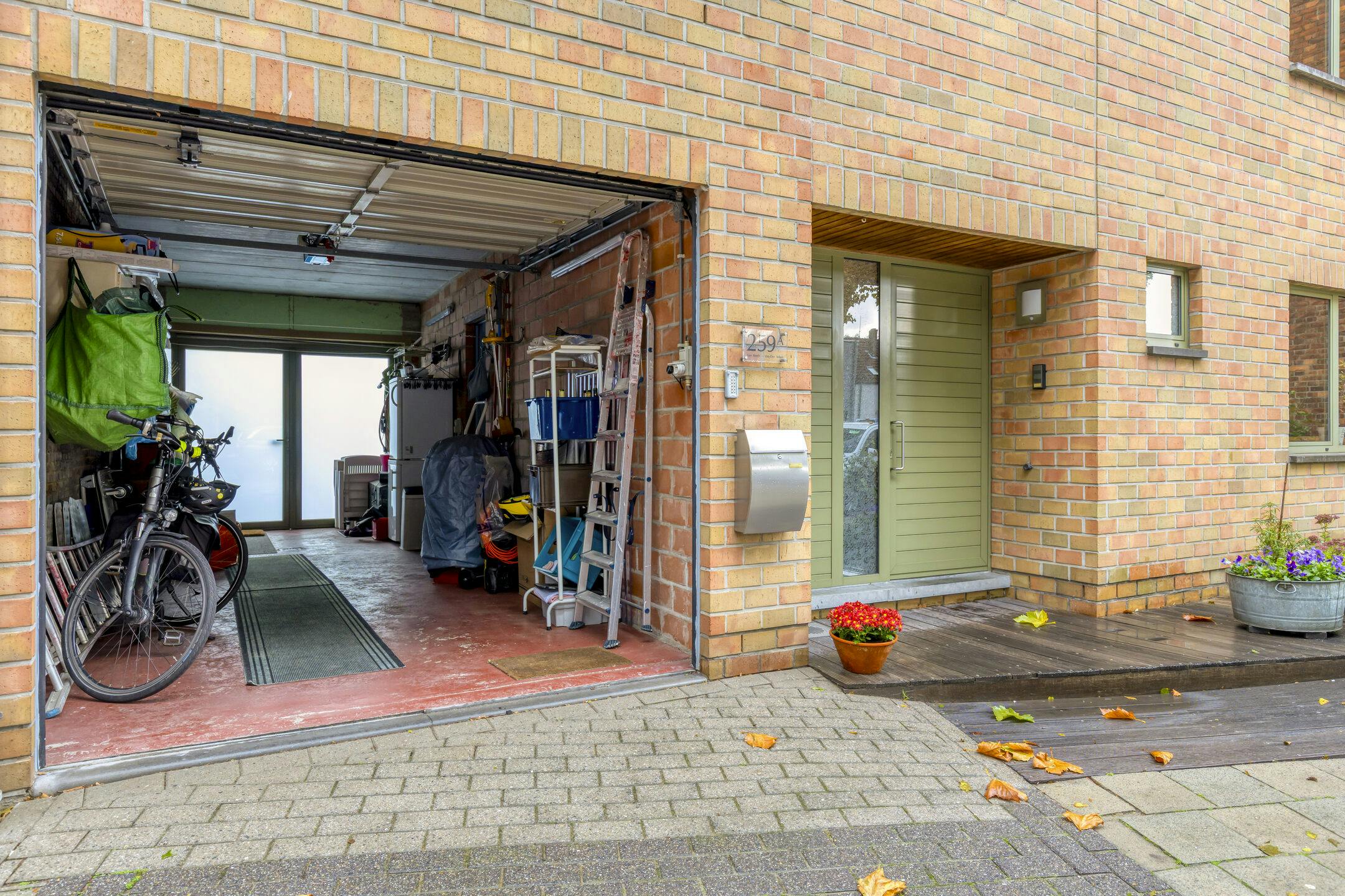Ruim huis met 5/6 slaapkamers, garage en tuin in Boom foto 31
