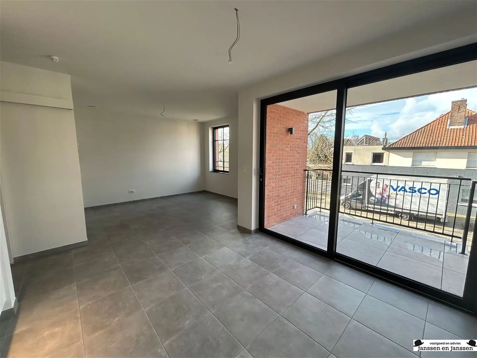 Prachtig appartement met 1 slaapkamer, parking en berging foto 2
