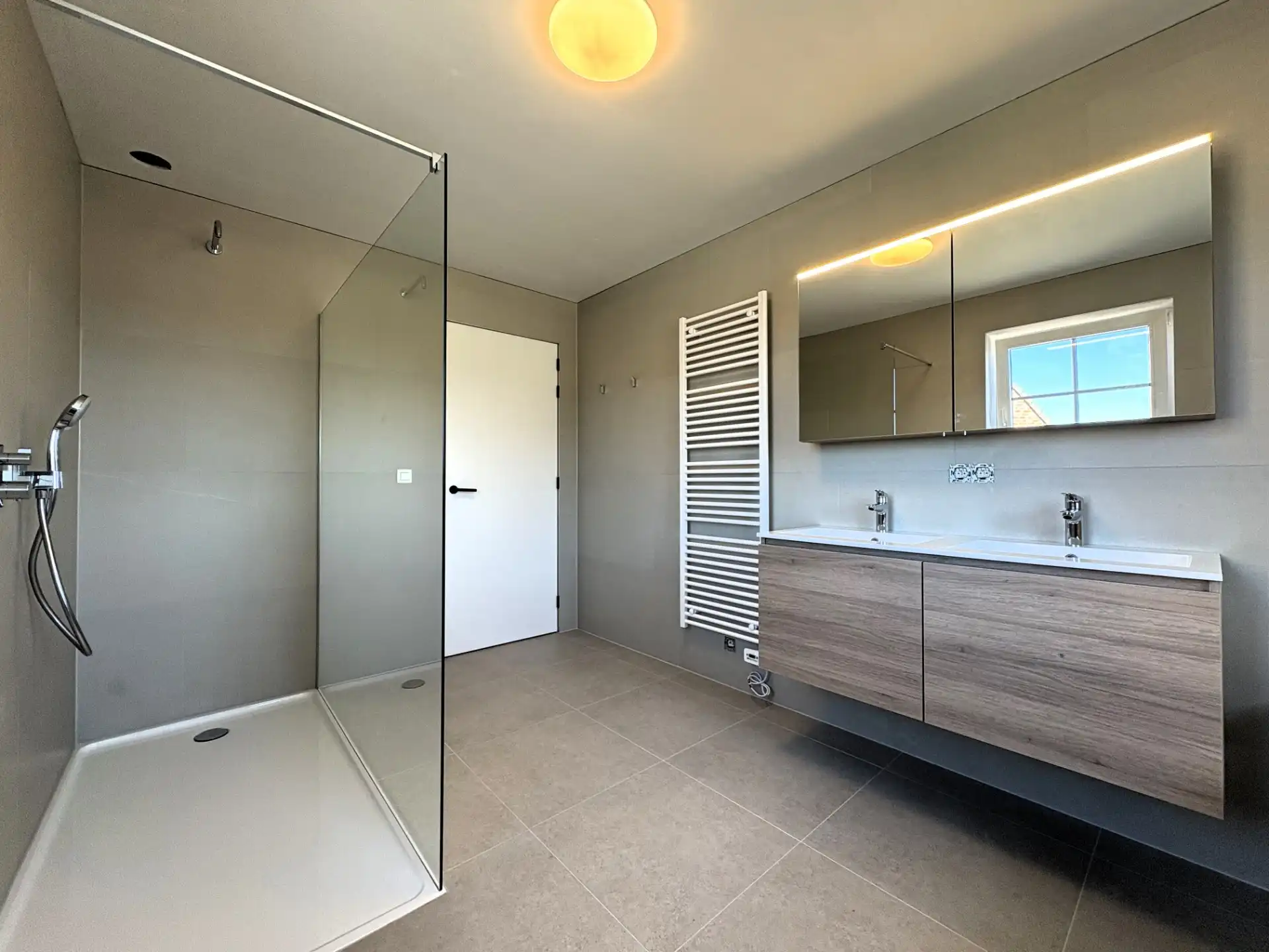 Luxueuze nieuwbouwwoning te huur nabij centrum Waregem foto 14
