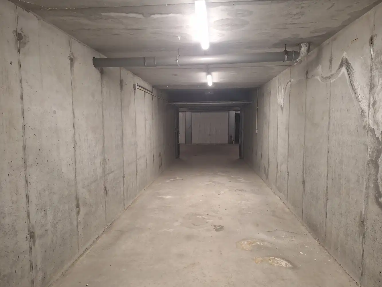 Ruime garagebox te koop op een toplocatie in Middelkerke foto 5