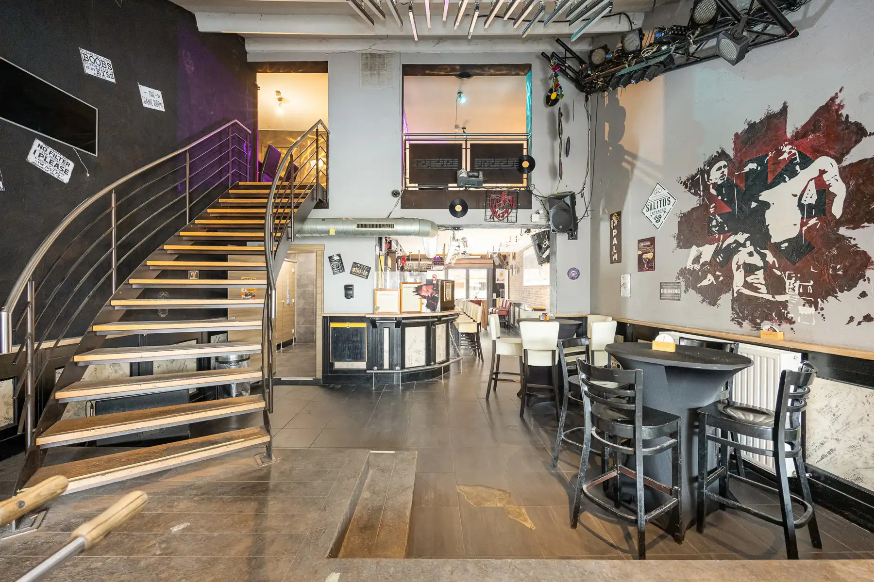 Café Saloed – Instapklaar horecapand met groot terras en ruime bovenverdiepingen foto 10