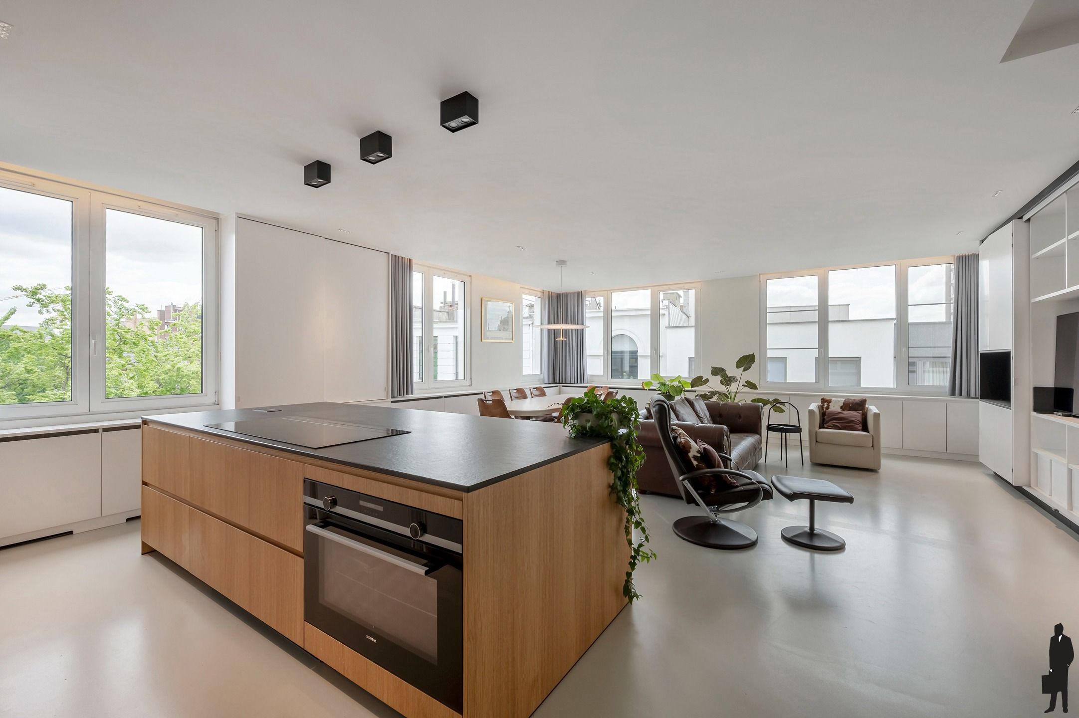 Luxueus afgewerkte penthouse met privé-lift op toplocatie. foto 7