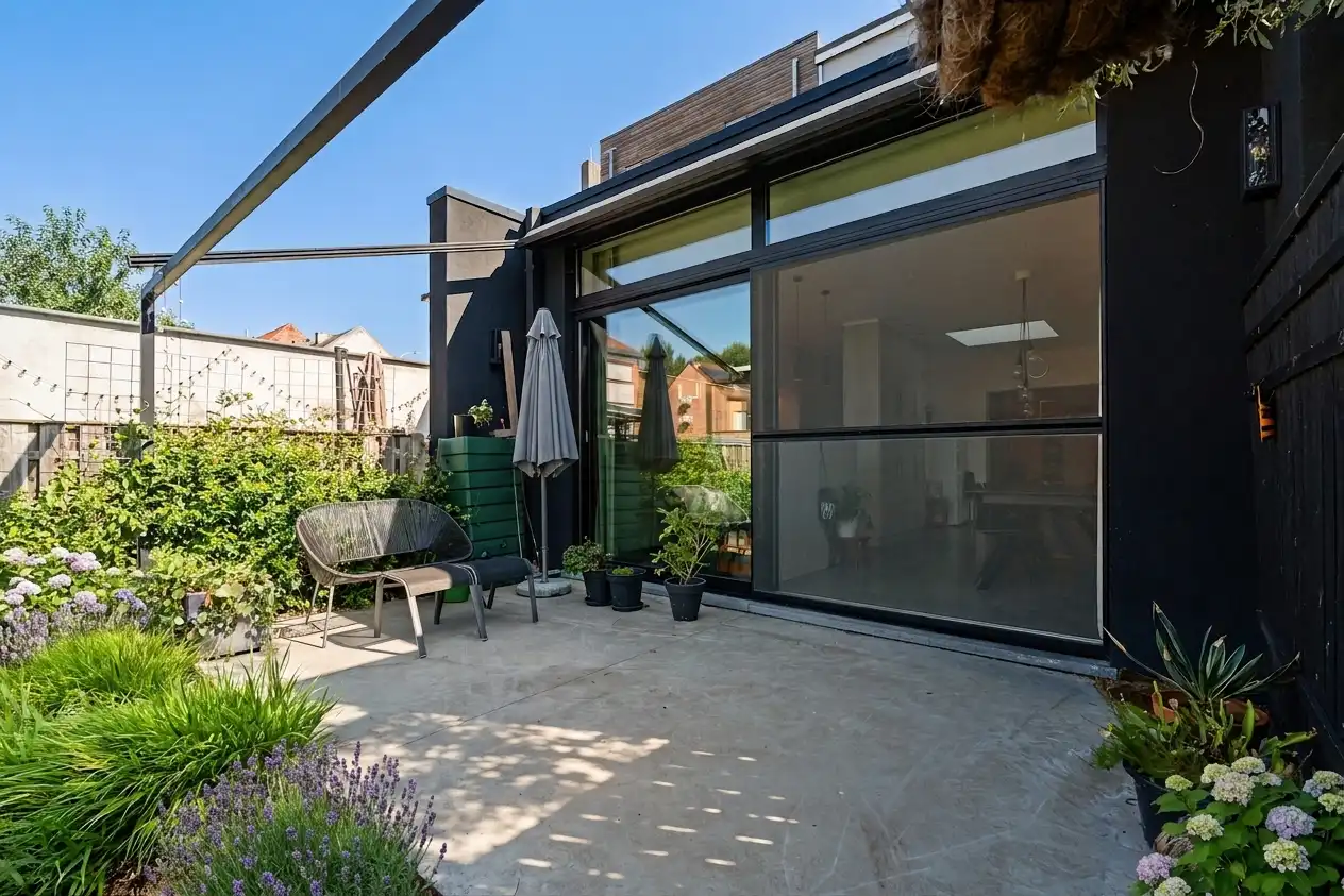 Art-decowoning met 4 slaapkamers, 2 badkmrs en zonnige tuin foto 12