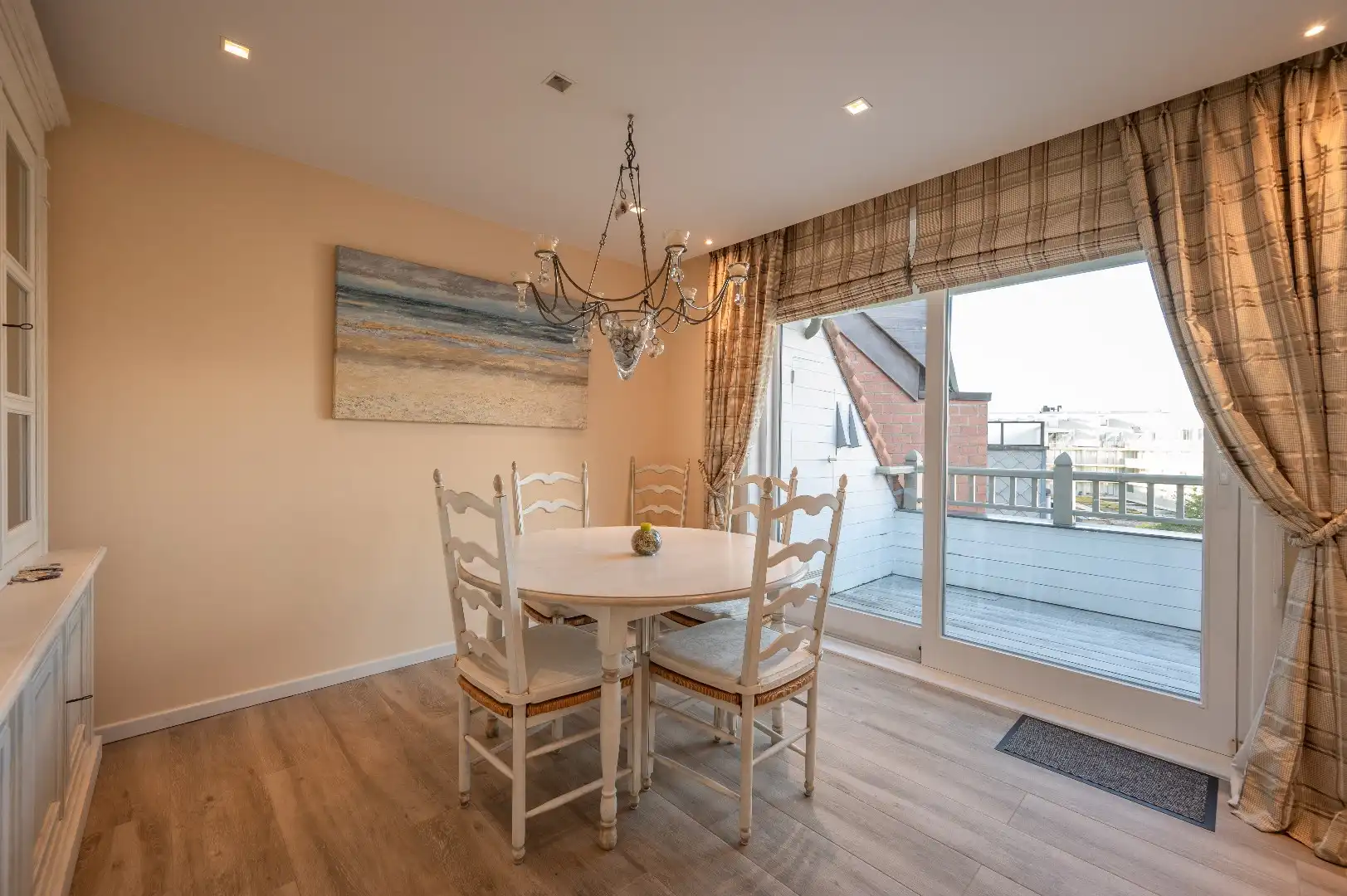 Lichtrijk duplex met zonnig terras en prachtig open uitzicht foto 10