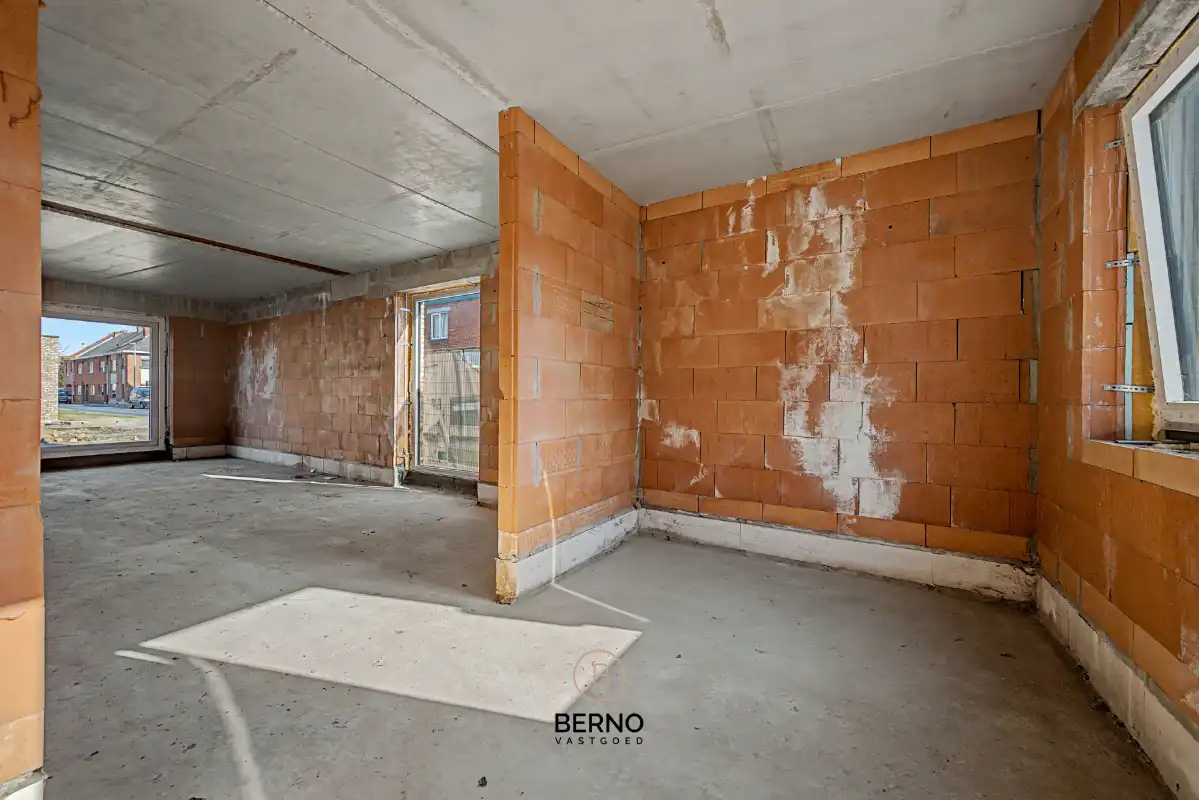 Ruime nieuwbouwwoning met mooie tuin en grote garage foto 6