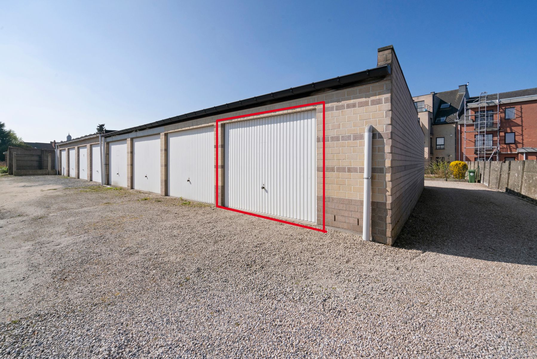 Instapklaar appartement met twee slaapkamers foto 10