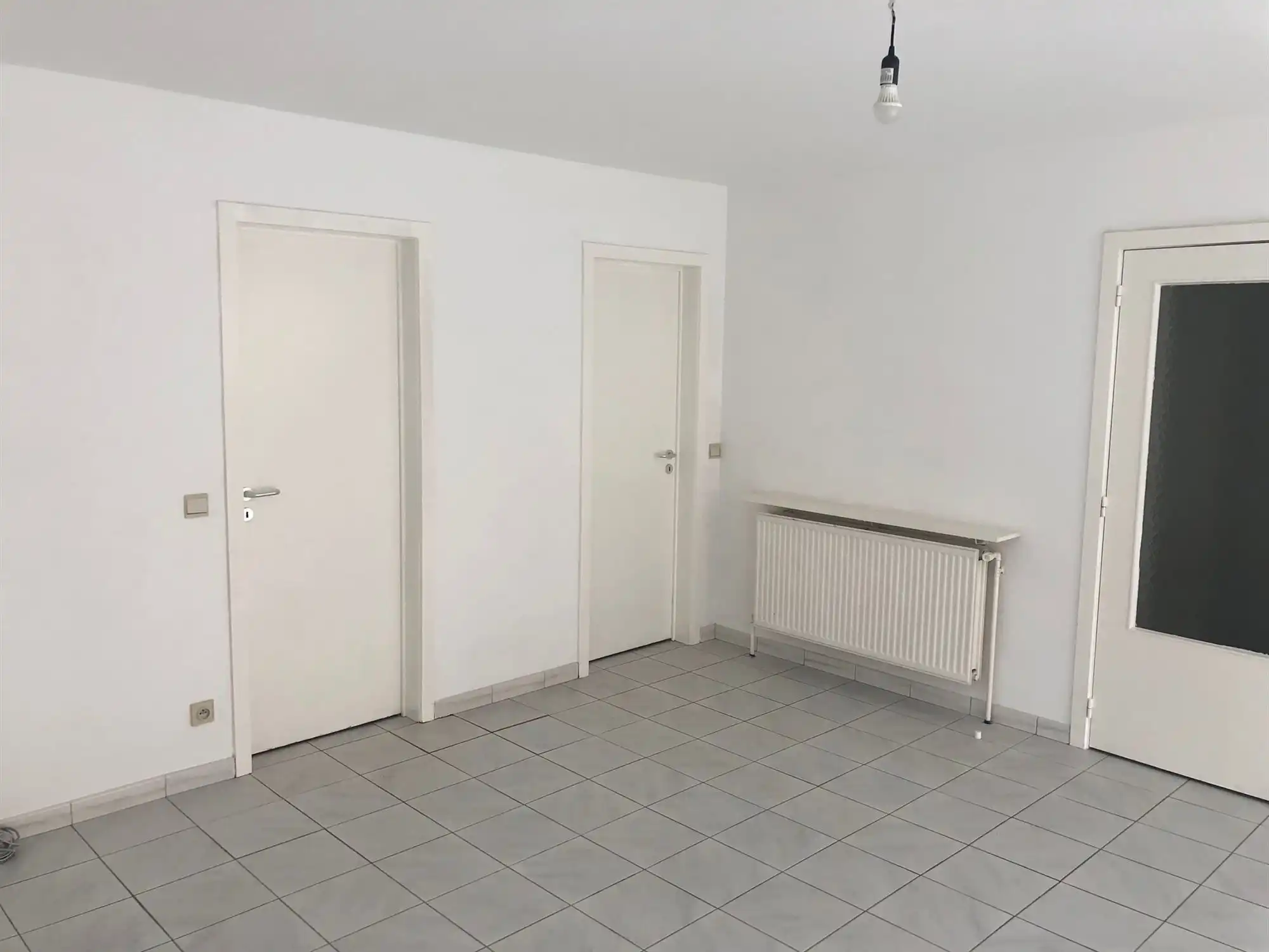 Modern appartement aan stadsrand foto 4