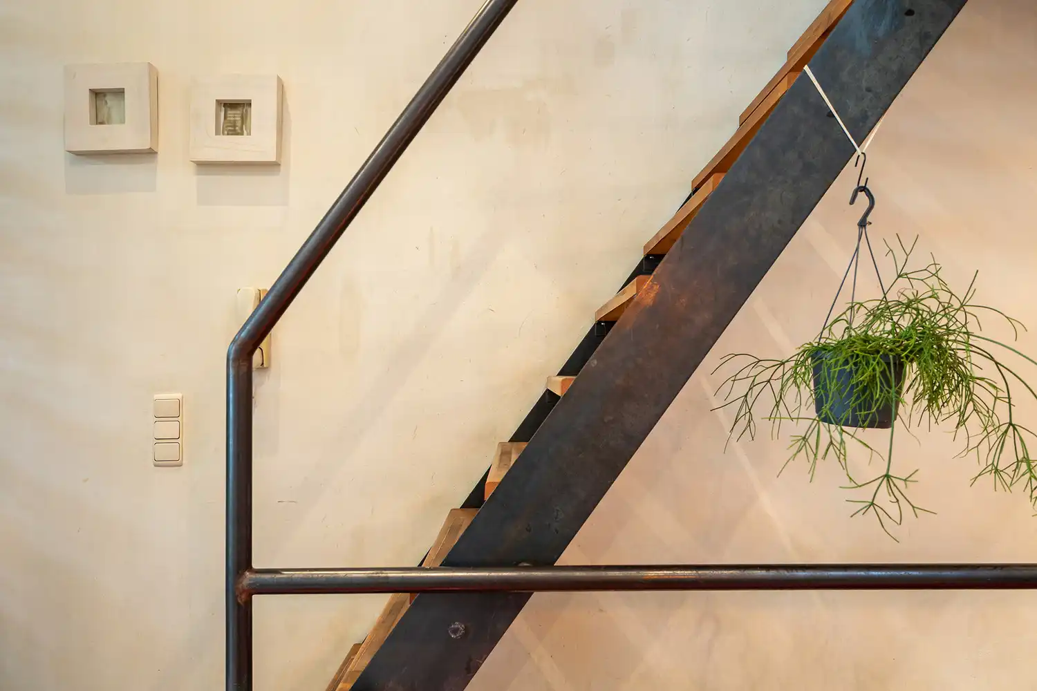Karaktervol herenhuis met arte-déco aan de Dageraadplaats foto 14