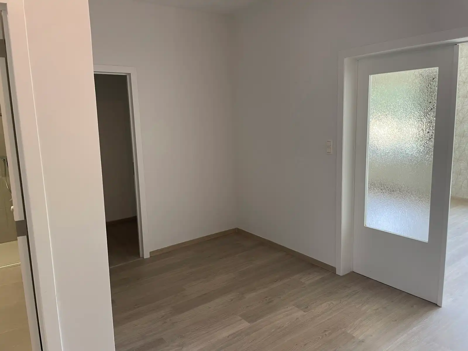 Leemans Immobiliën biedt u dit instapklare appartement te huur aan in Asse foto 6