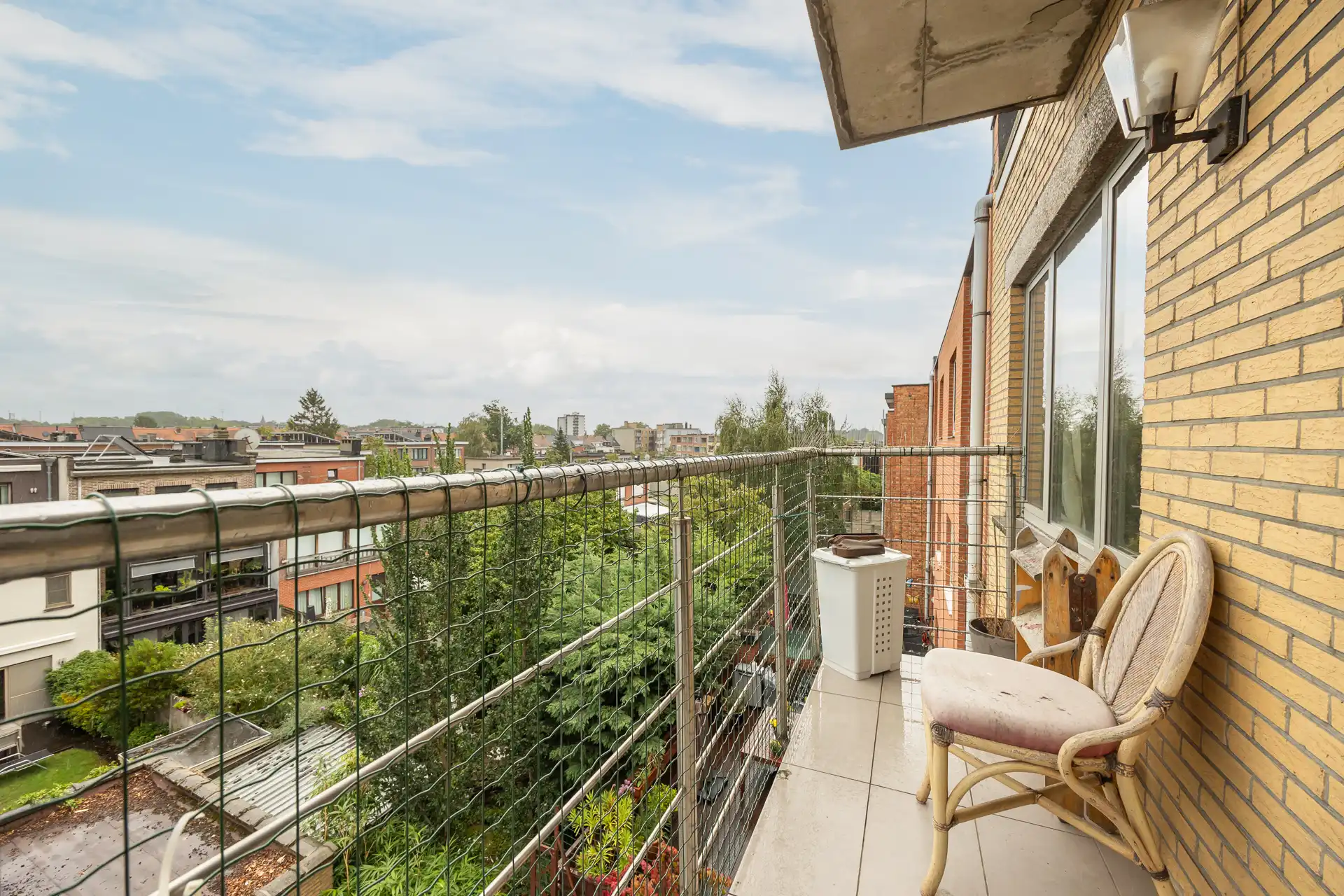 Lichtrijk 2-slaapkamerappartement met terras op de 3e v. foto 8