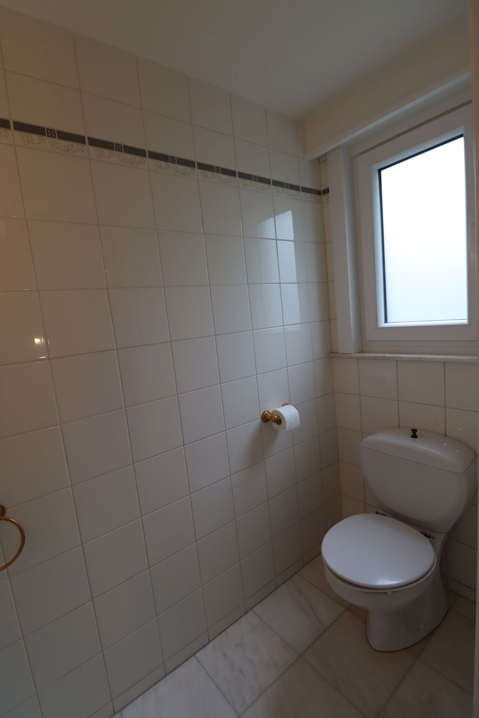 Ruim huis met tuin en Garage foto 14