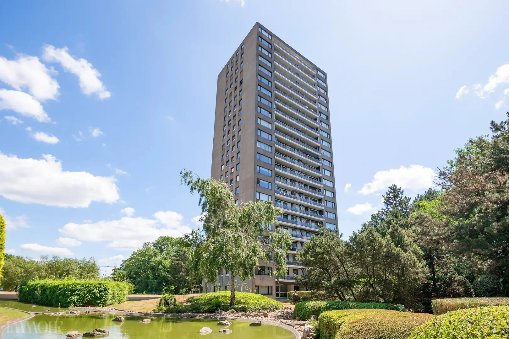 Licht & ruim appartement op centrale ligging in Deurne foto {{pictureIndex}}