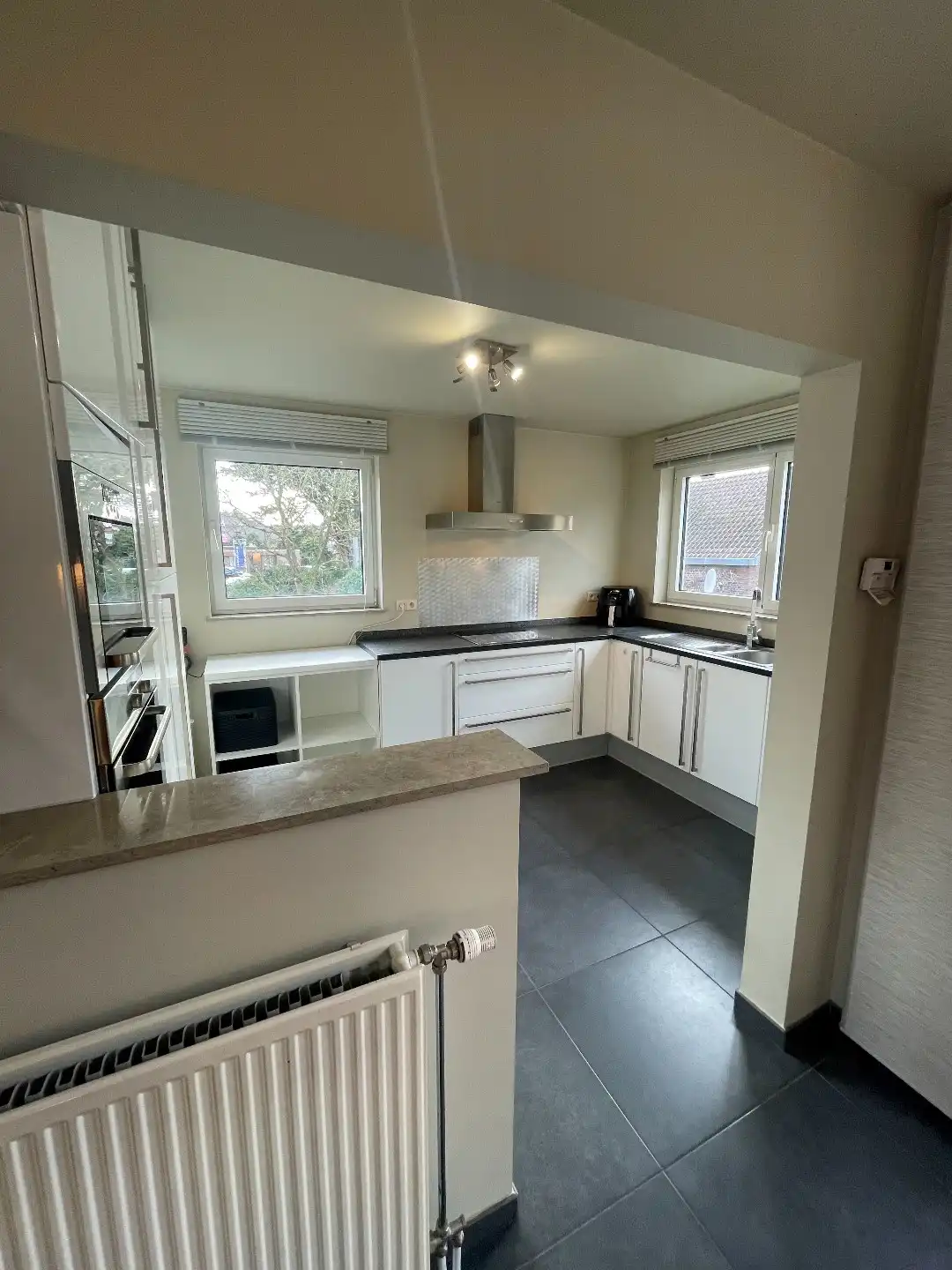 Verzorgde bel-etagewoning met 3 slpk, terras, patio  en garage nabij het centrum van As. foto 18