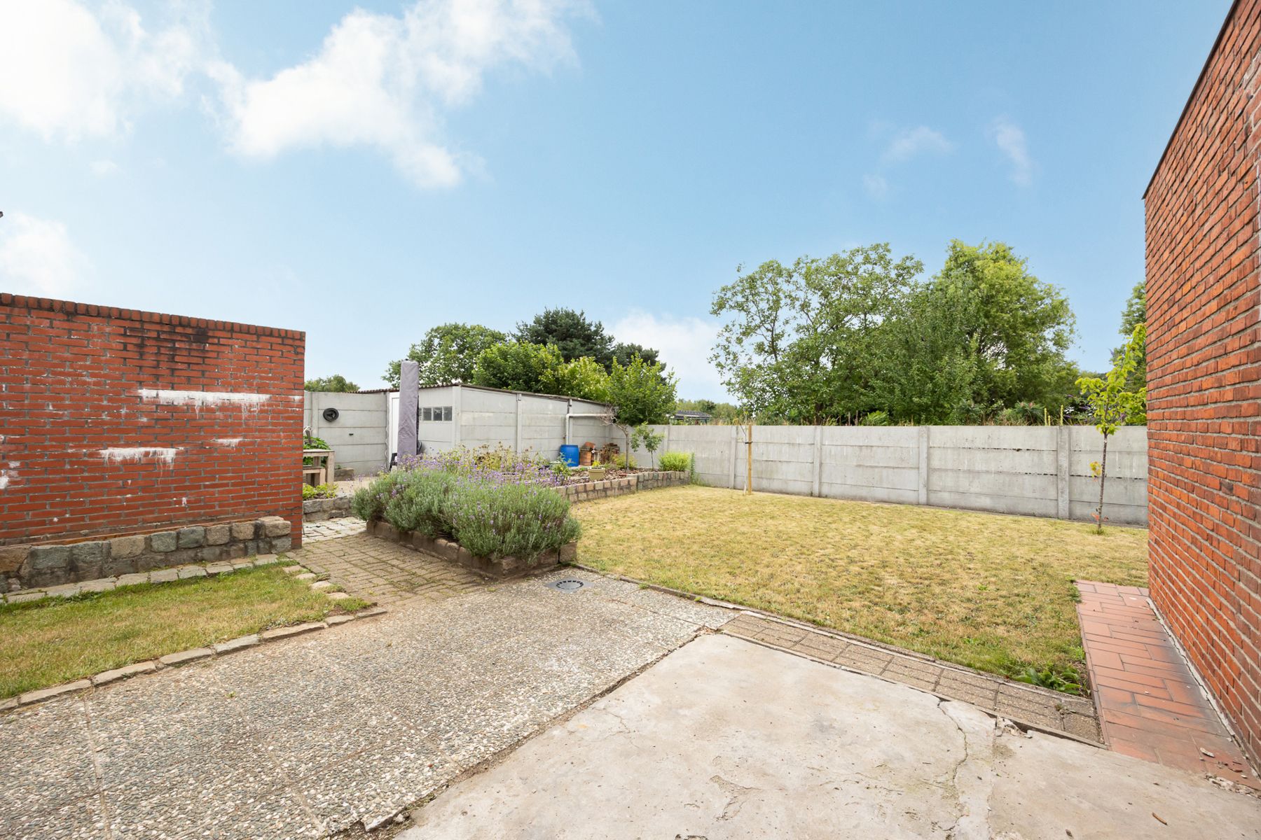 Gezellige HOB met 2 slaapkamers, zuid tuin en garage! foto 20
