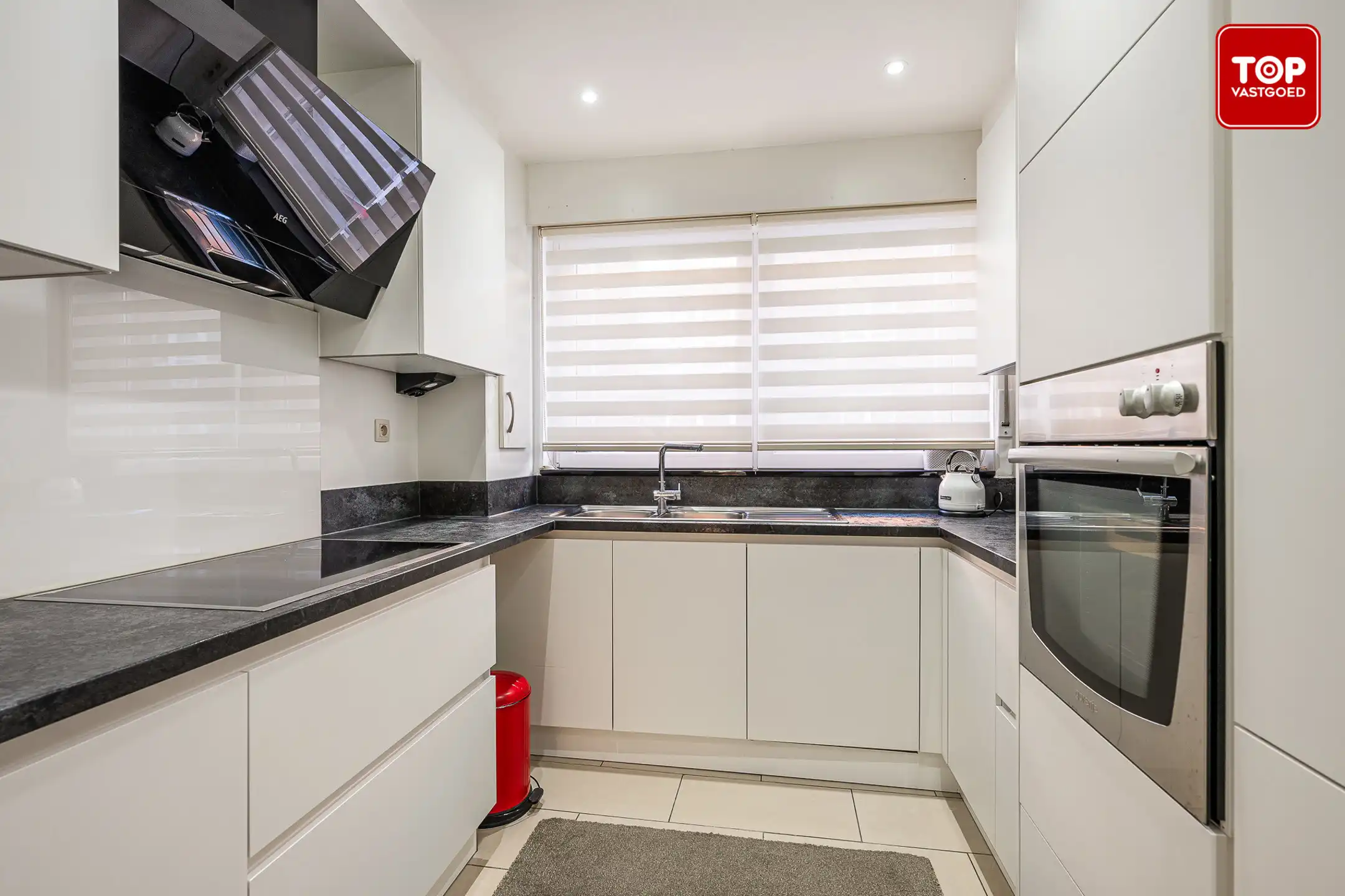 Ruime woning met 4 slaapkamers in de Gentse Rabotwijk foto 10