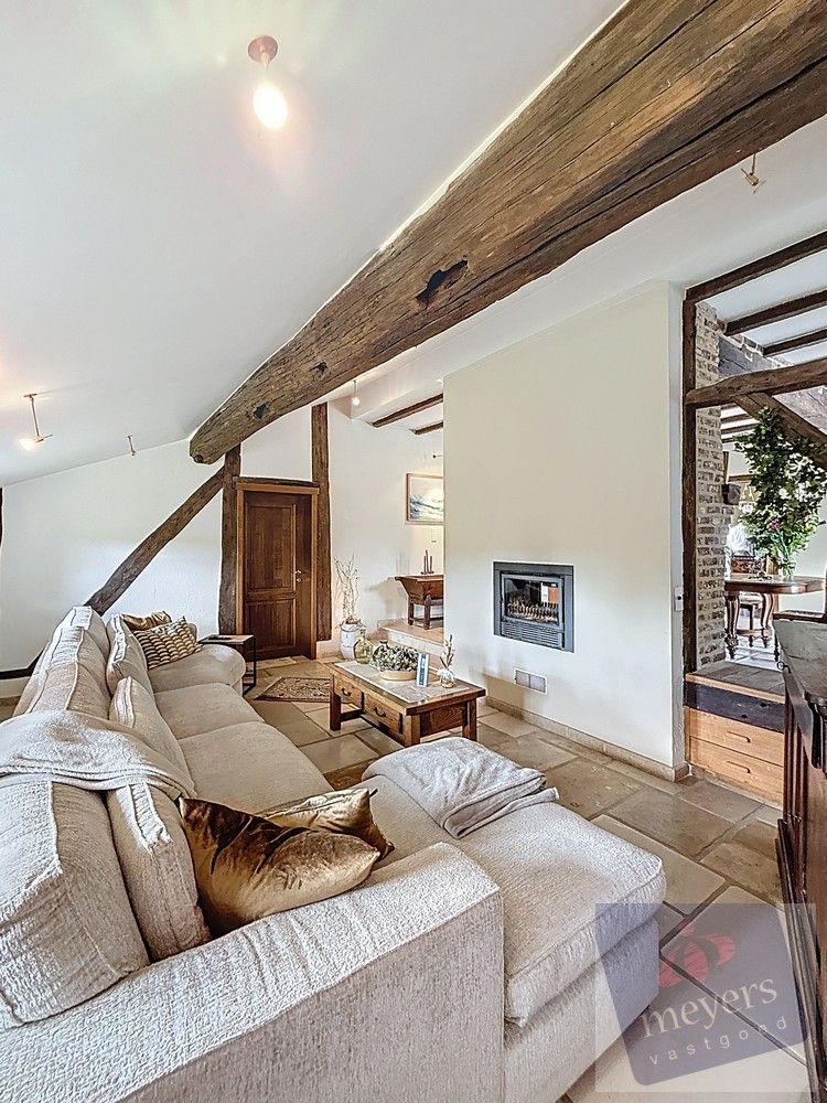 Hoeve met zwembad op 1,2 ha in Alken foto 4