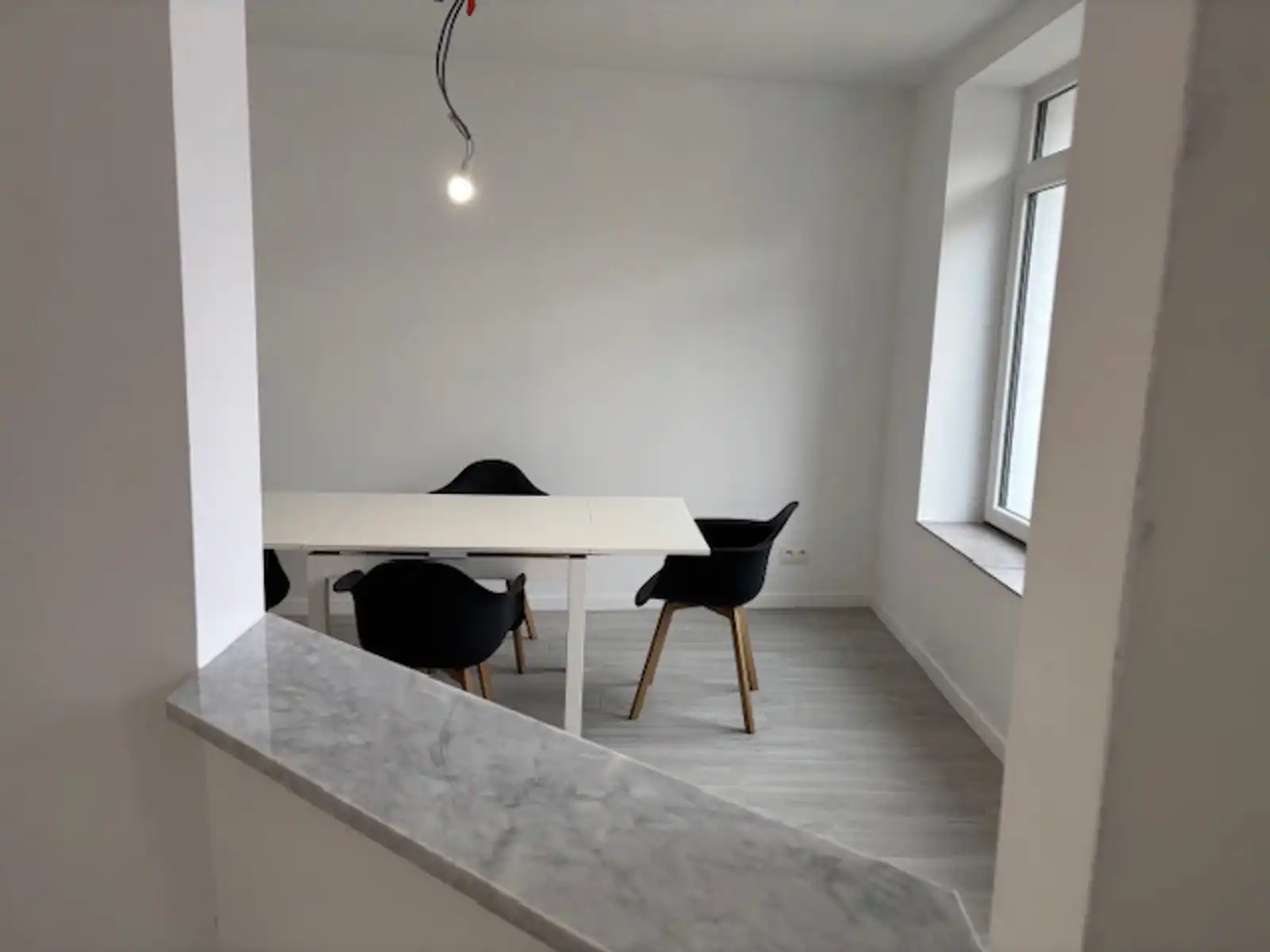 Volledig gerenoveerde woning 3 slpks te Landen (Walshoutem) foto 5