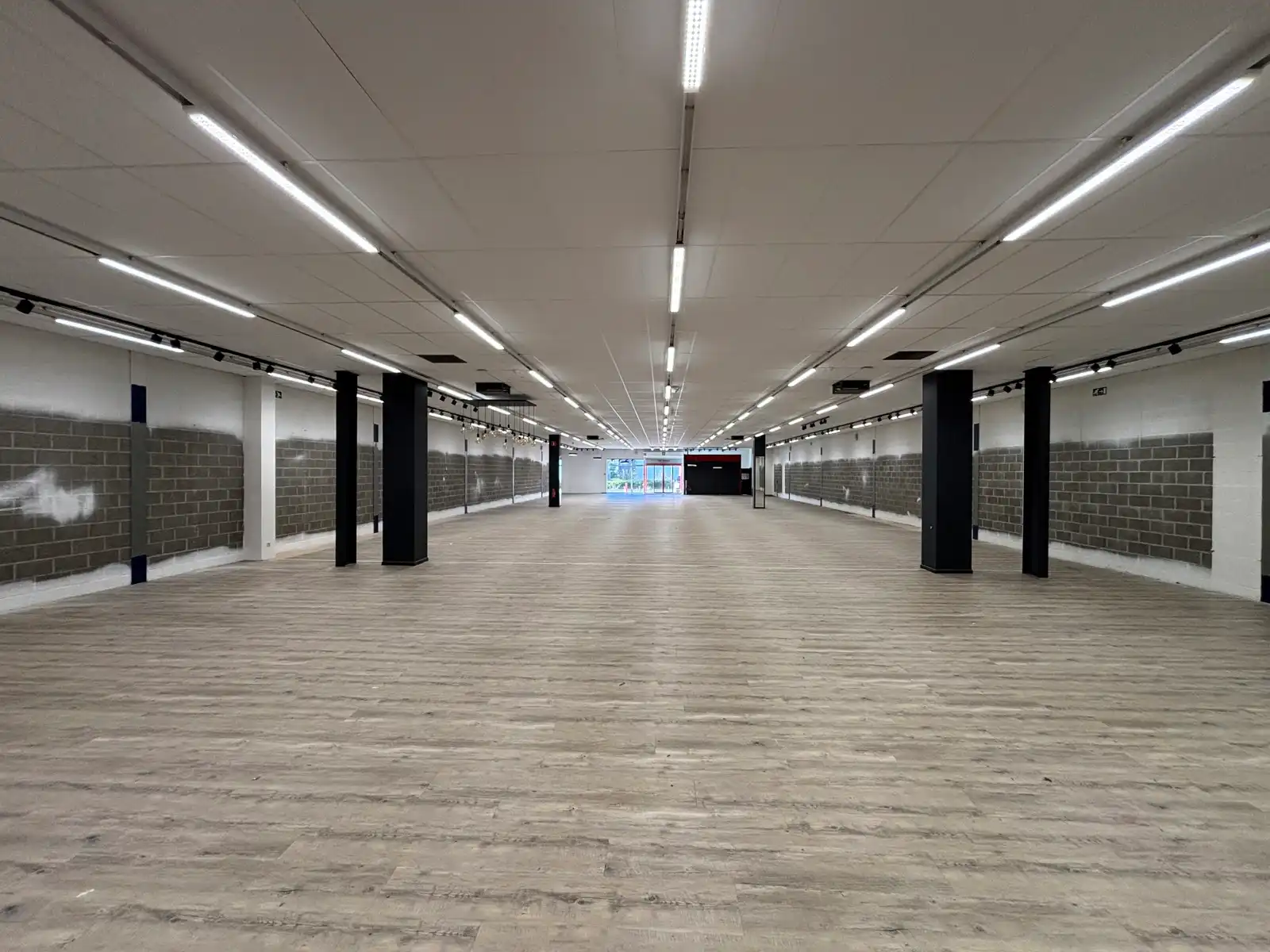 Winkelruimte 743 m² te huur in Oud-Turnhout foto 6