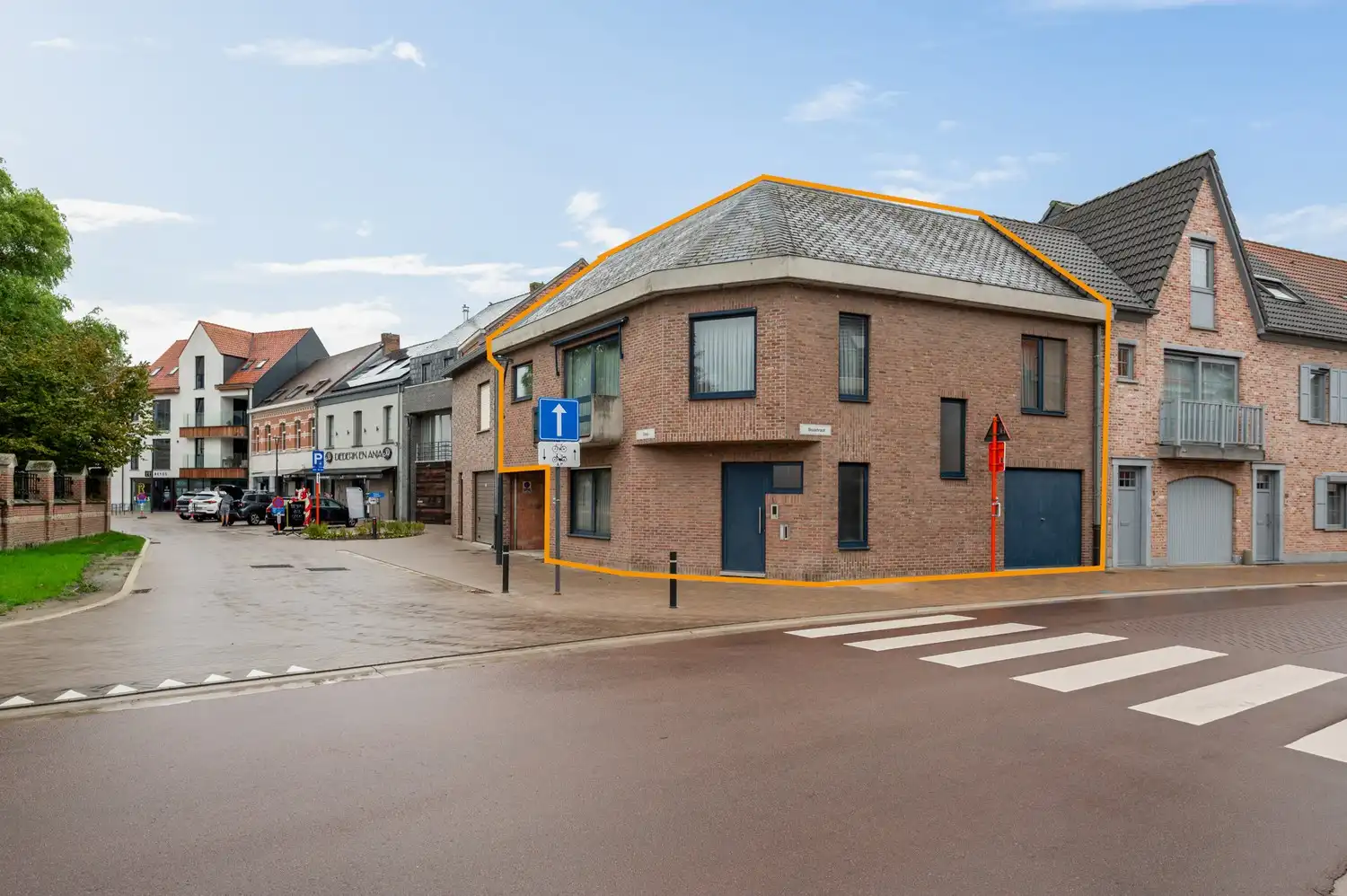 Leuke woning in het dorp van OLVW met veel mogelijkheden (Vrij beroep) foto 2