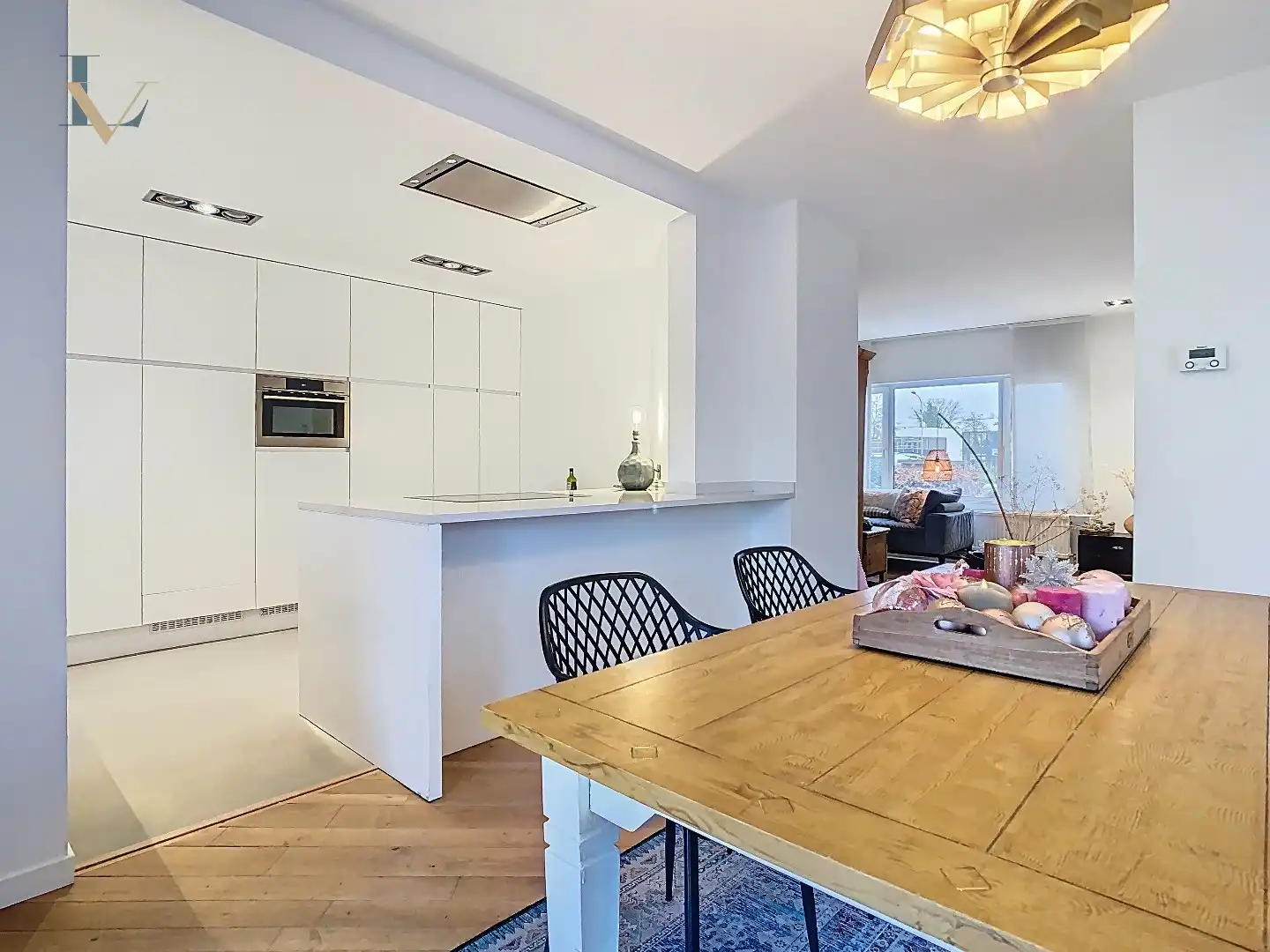 Charmante instapklare woning met 2 à 3 slpk. aan de vaart in Schoten nabij het centrum.  foto 7