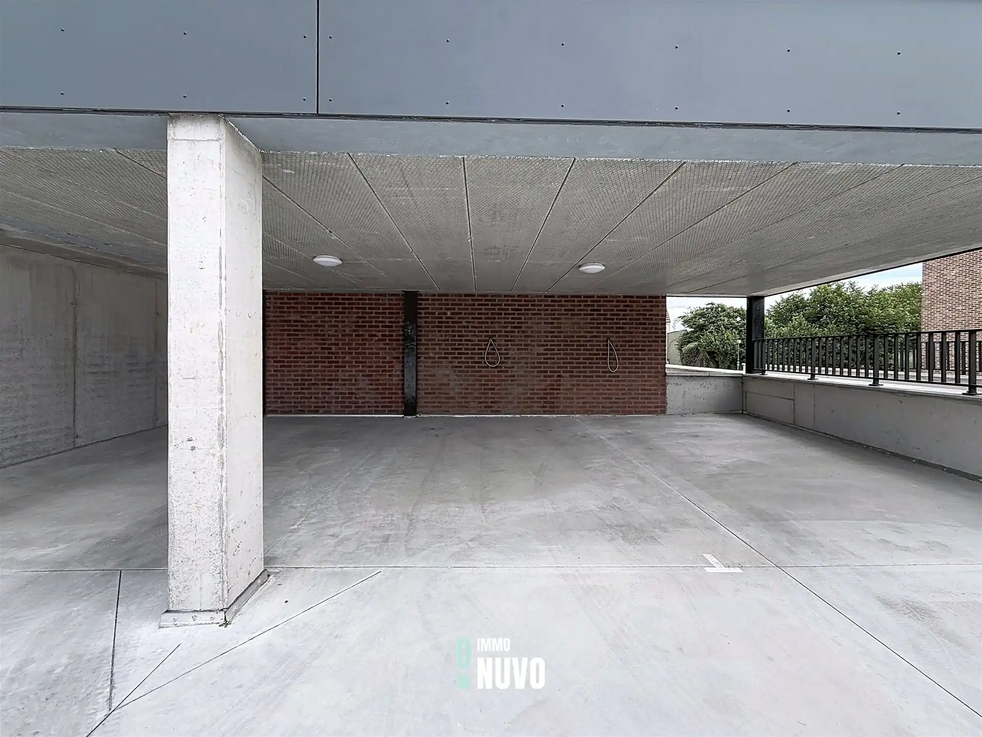 Stijlvol penthouse met 3 slaapkamers, bureau en ruim terras  foto 22