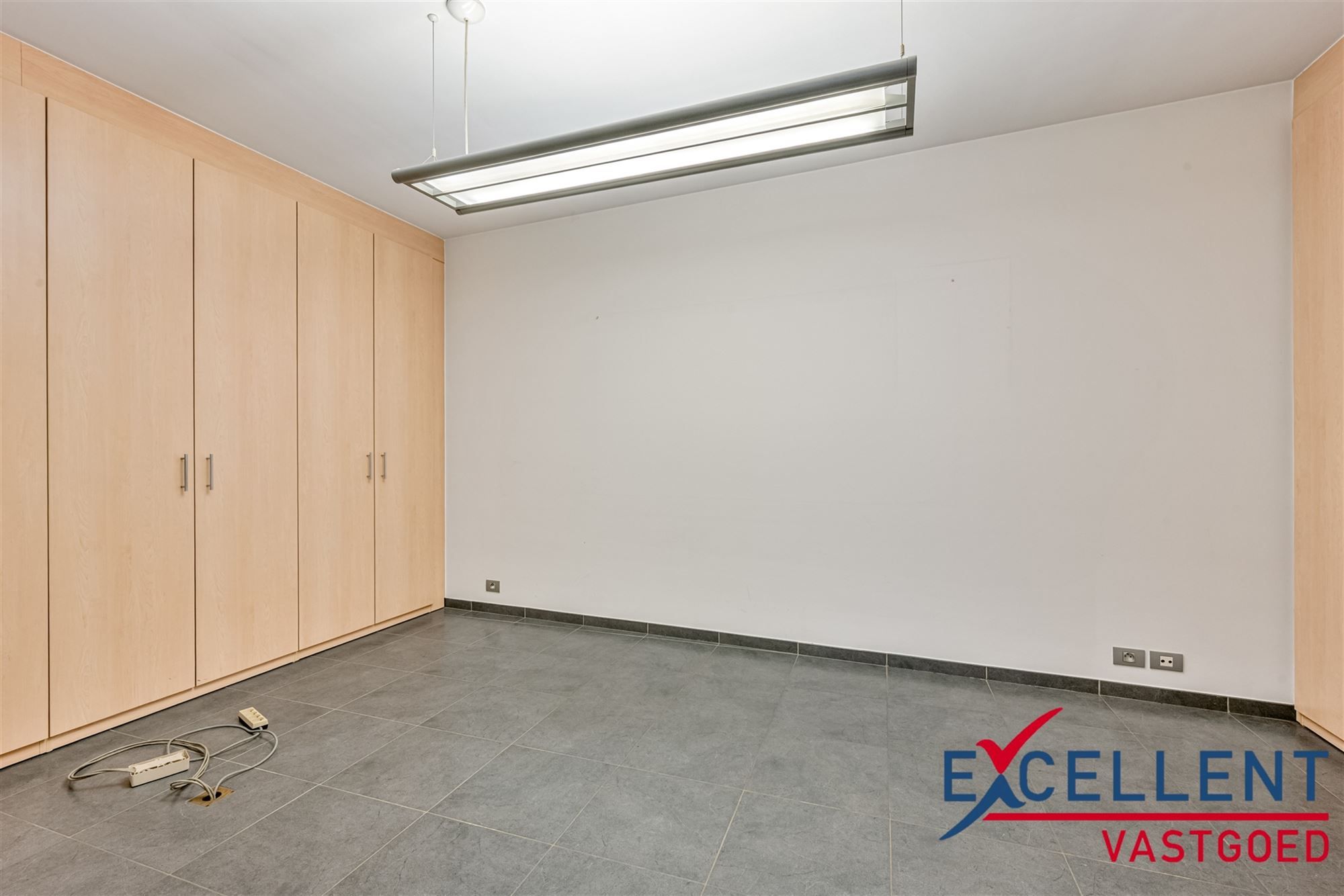 Centraal gelegen kantoorruimte te huur te Deinze foto 8