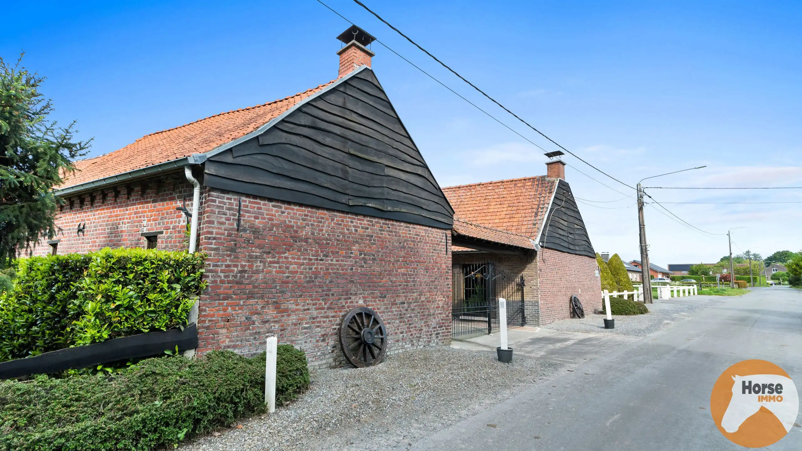 RONSE - Charmante hoeve op 1,16 ha met bijgebouw foto 39