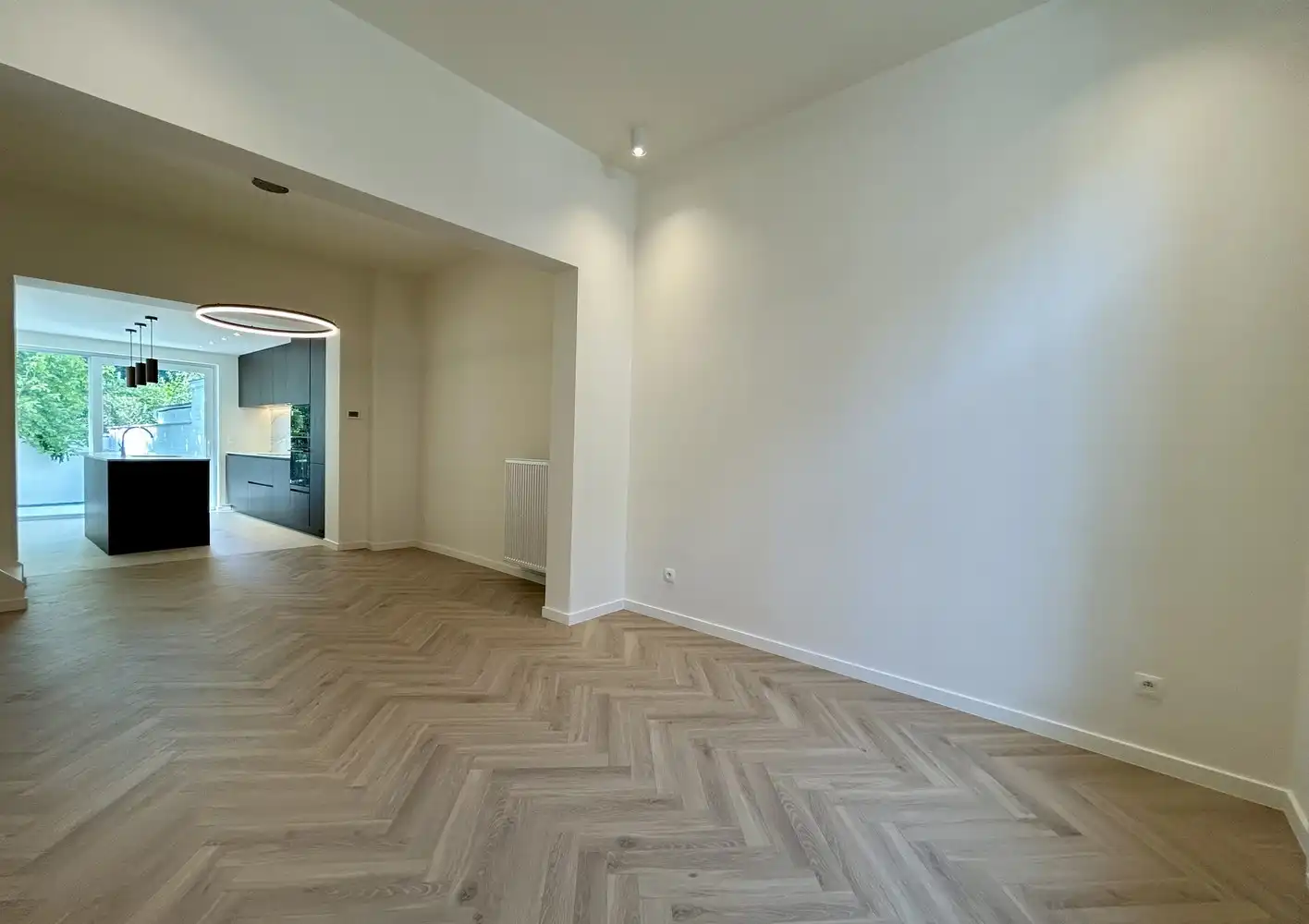 Instapklare, volledig gerenoveerde woning op toplocatie in het centrum van Leuven foto 5