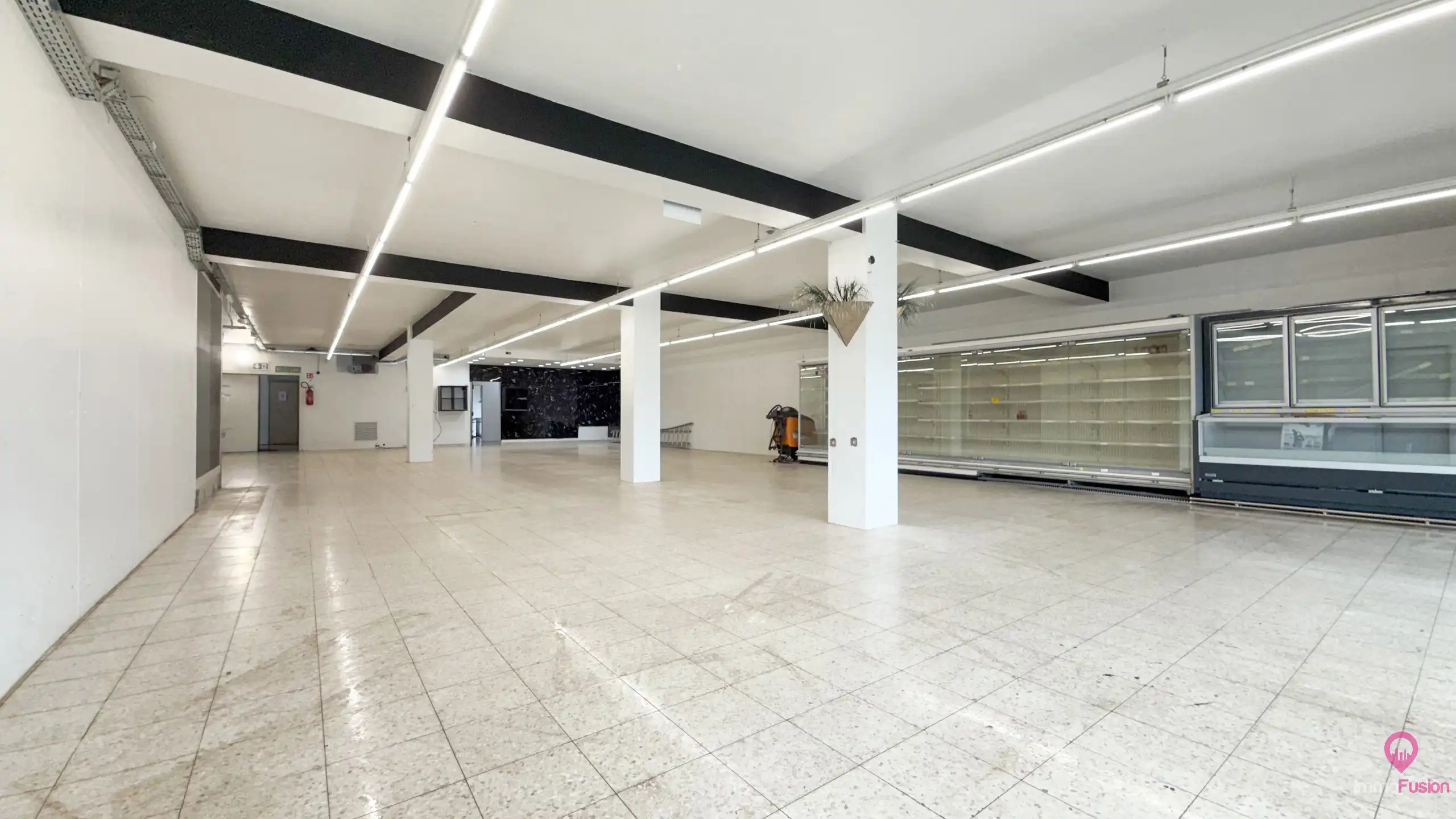 Multifunctioneel handelspand met 2 vergunde studio’s! foto 13