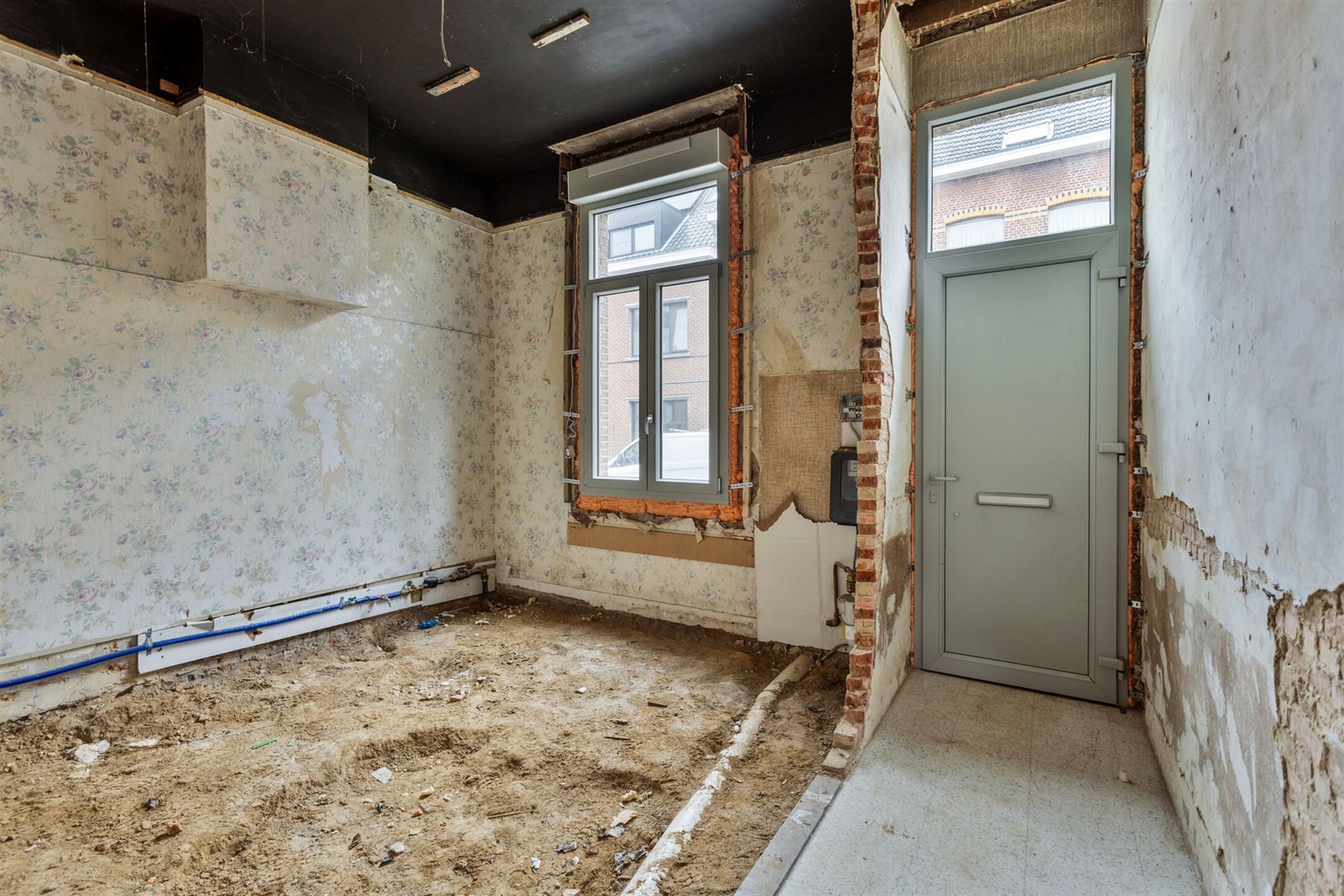 Te renoveren huis met tuin (266m²) grens Hove Mortsel foto 5